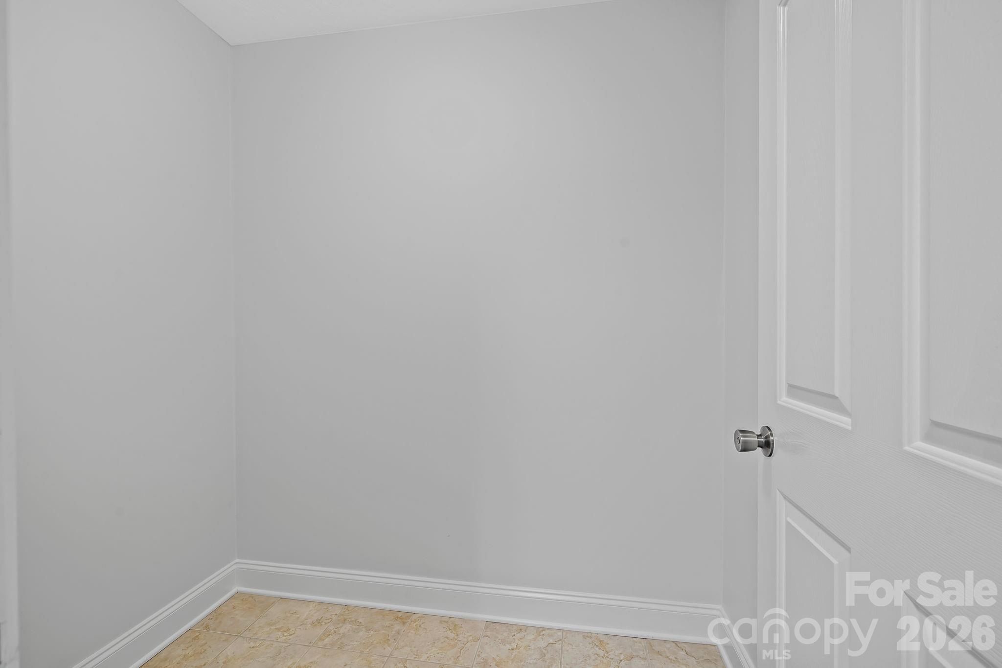 6 Mountain Meadow Circle — Weaverville