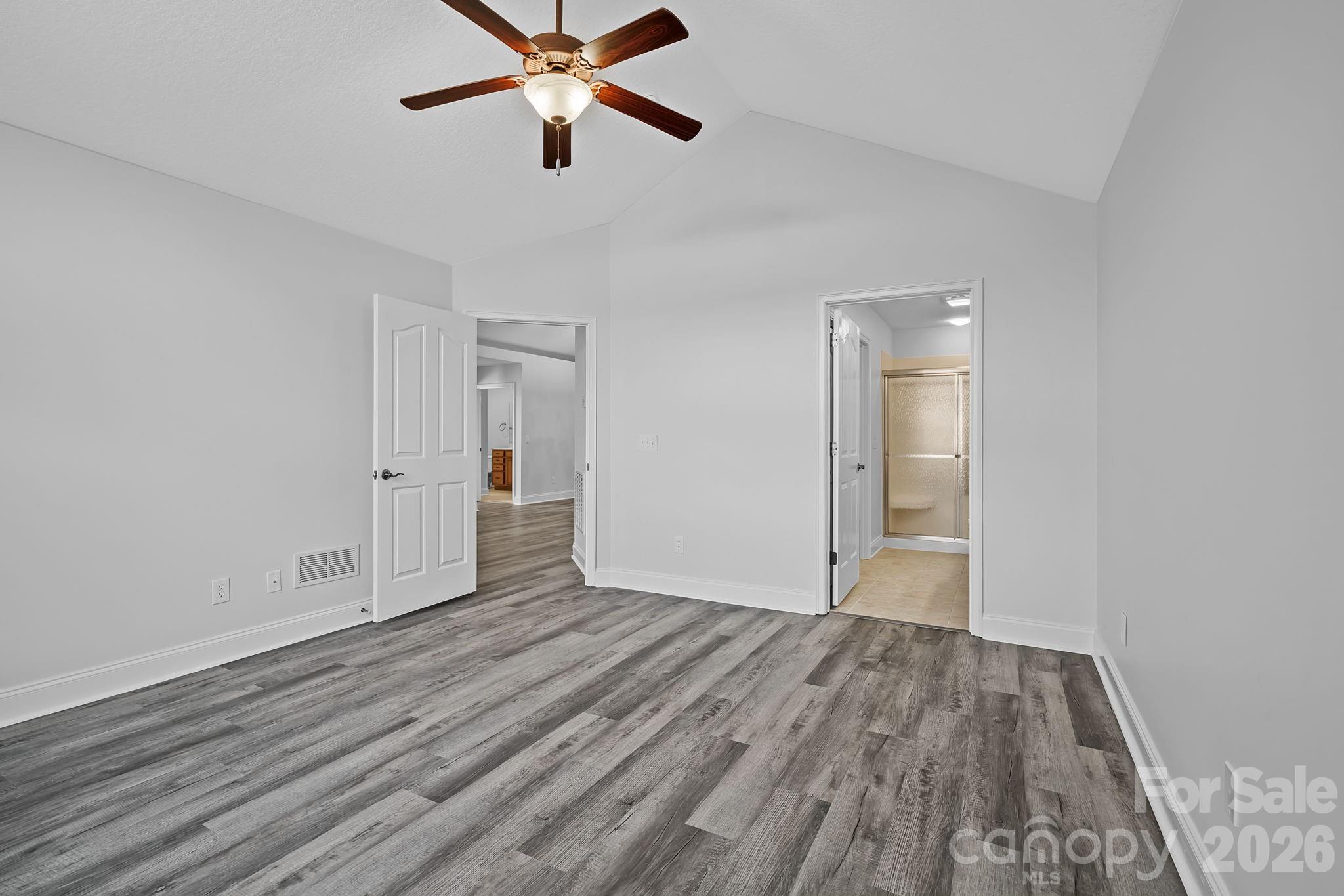 6 Mountain Meadow Circle — Weaverville