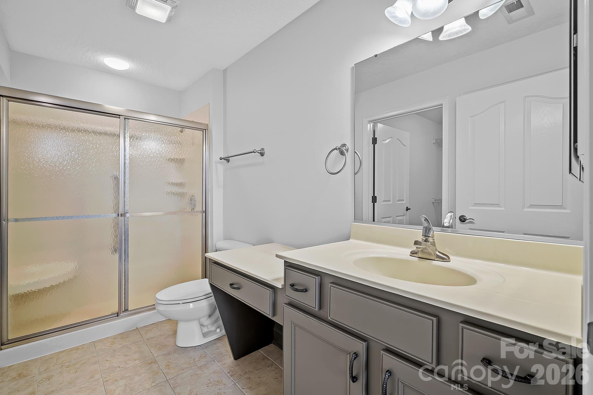 6 Mountain Meadow Circle — Weaverville