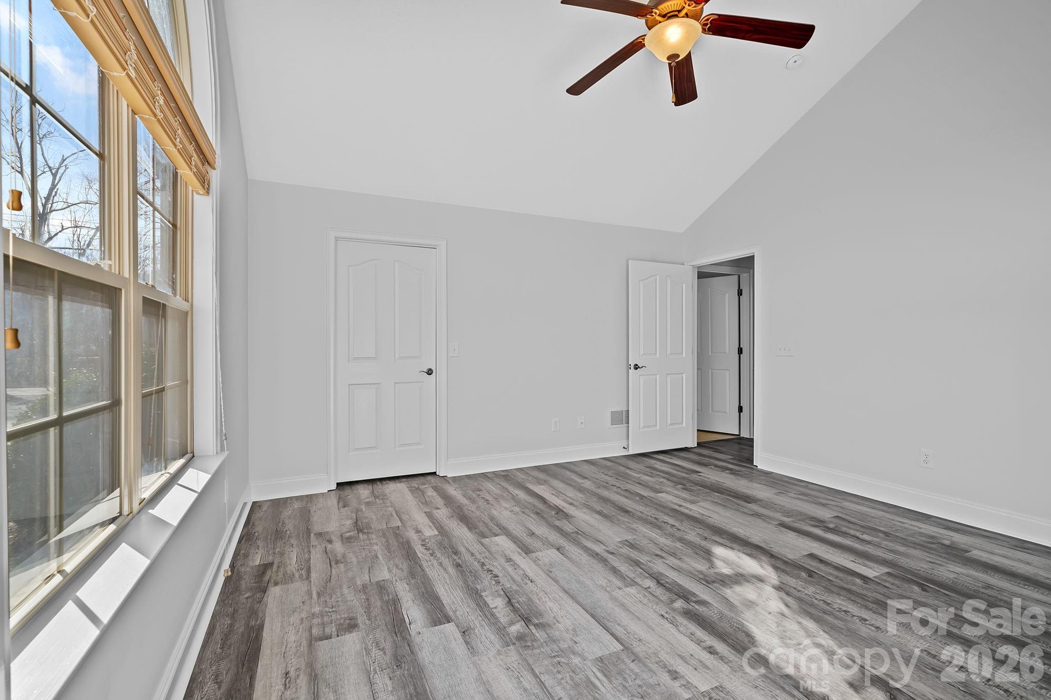 6 Mountain Meadow Circle — Weaverville