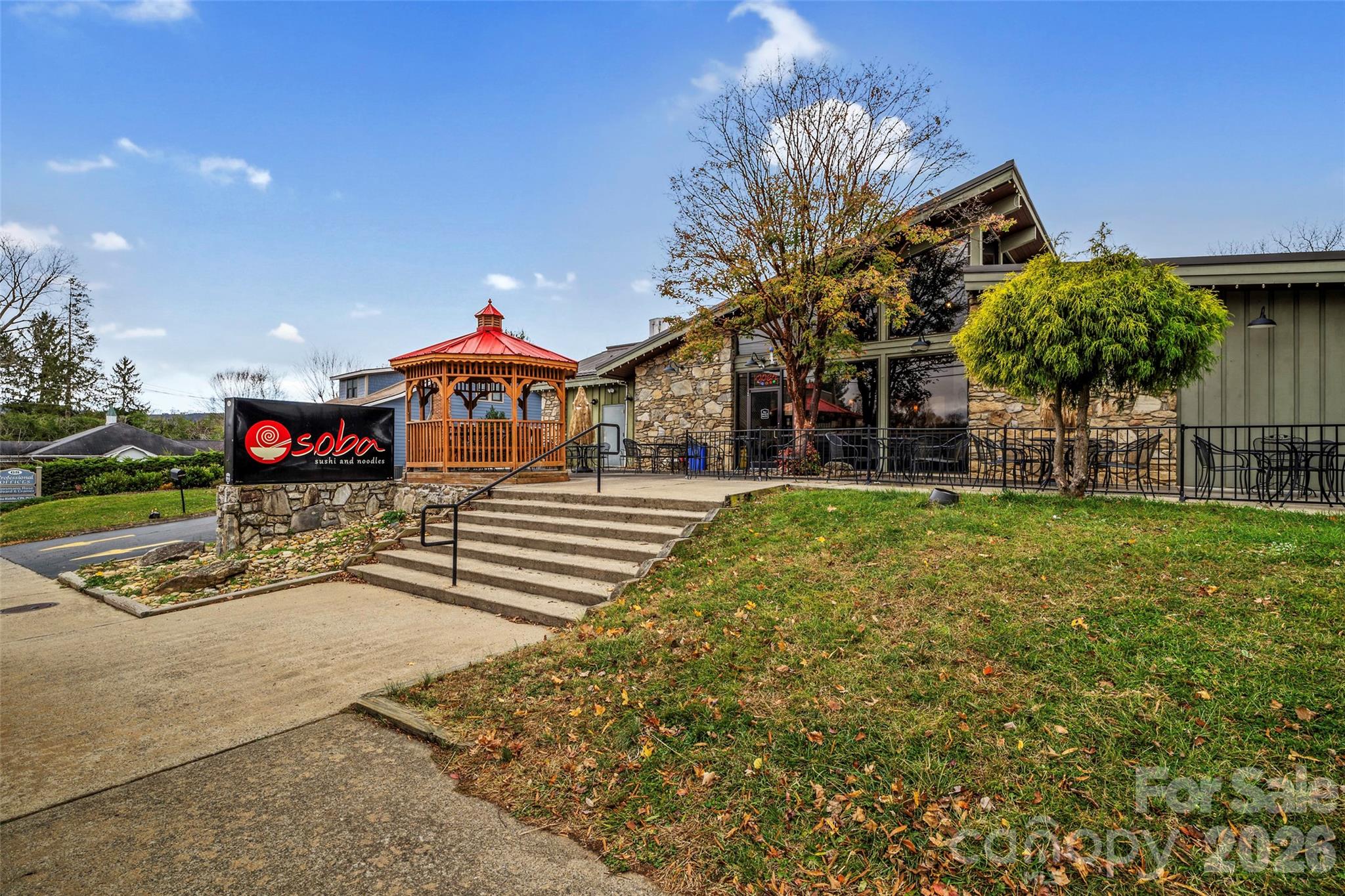 6 Mountain Meadow Circle — Weaverville