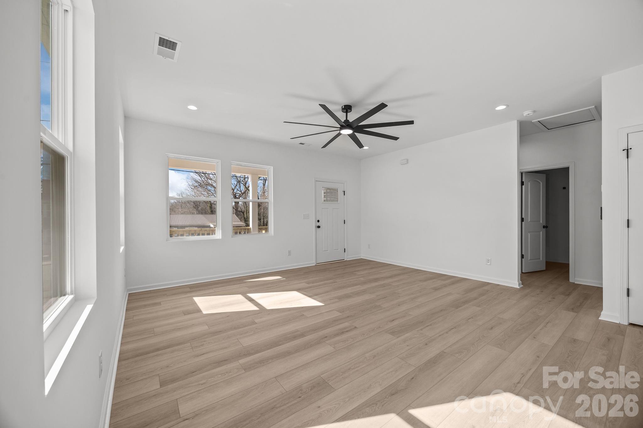 109 E Earnhardt Street — Salisbury
