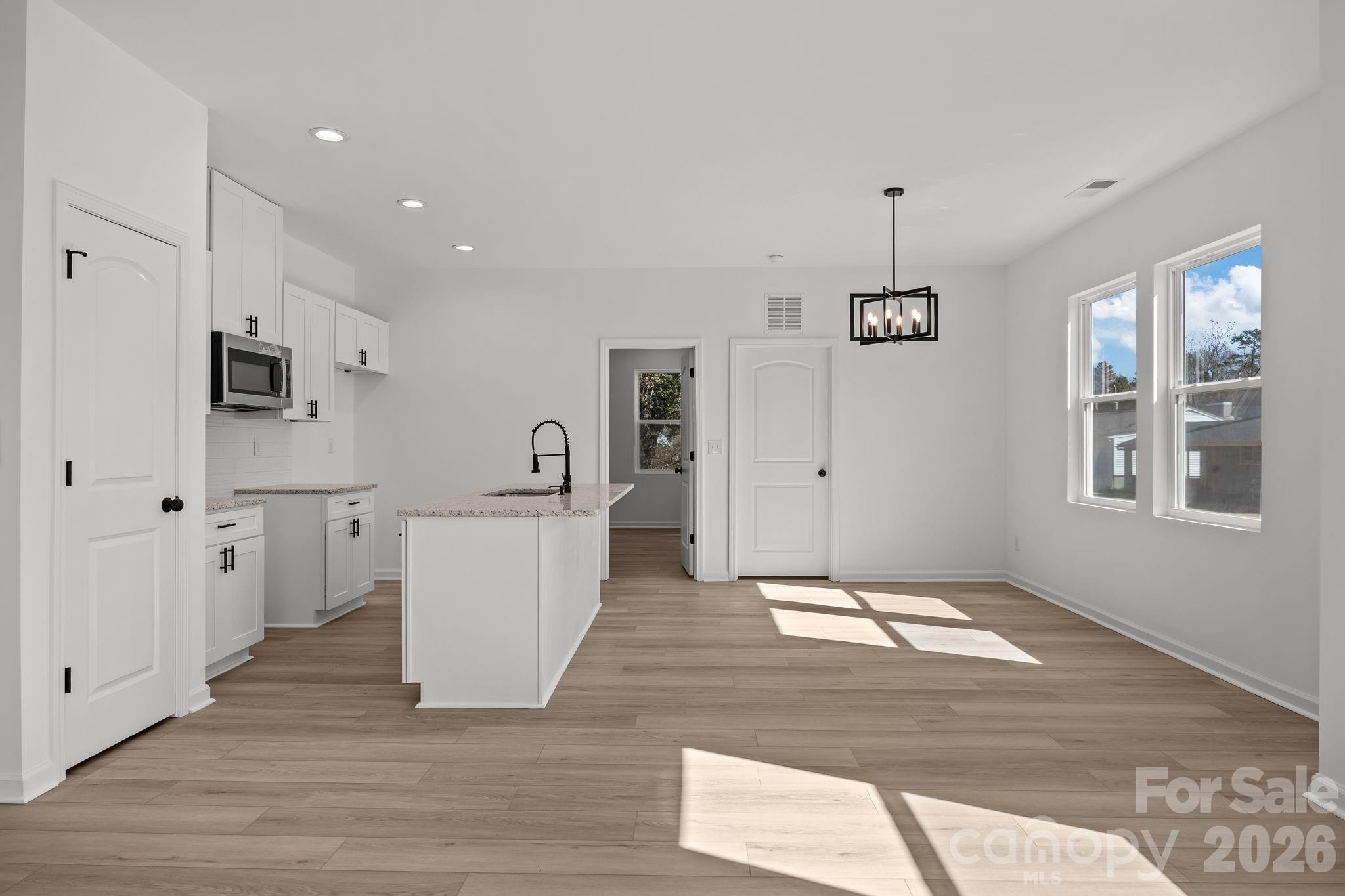 109 E Earnhardt Street — Salisbury
