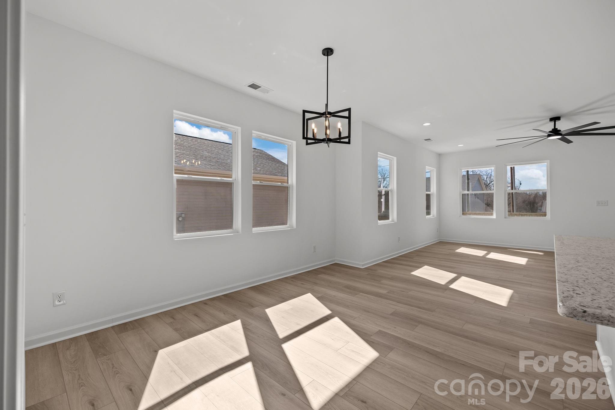 109 E Earnhardt Street — Salisbury