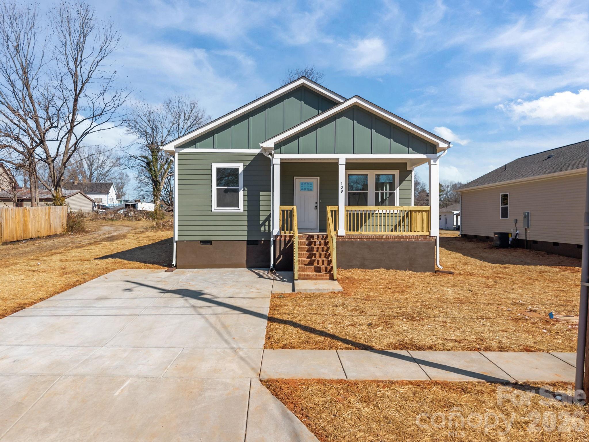 109 E Earnhardt Street — Salisbury