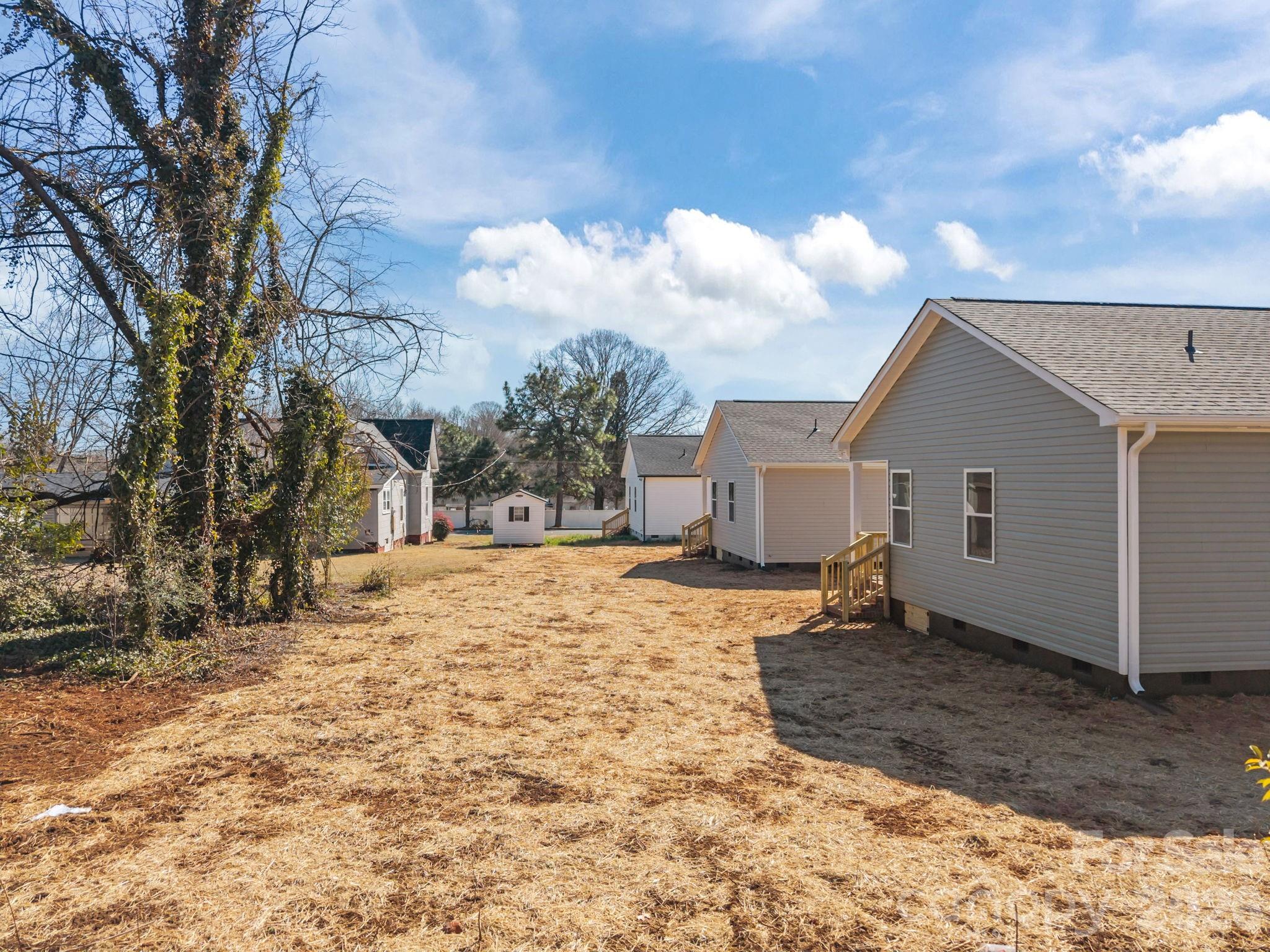 109 E Earnhardt Street — Salisbury