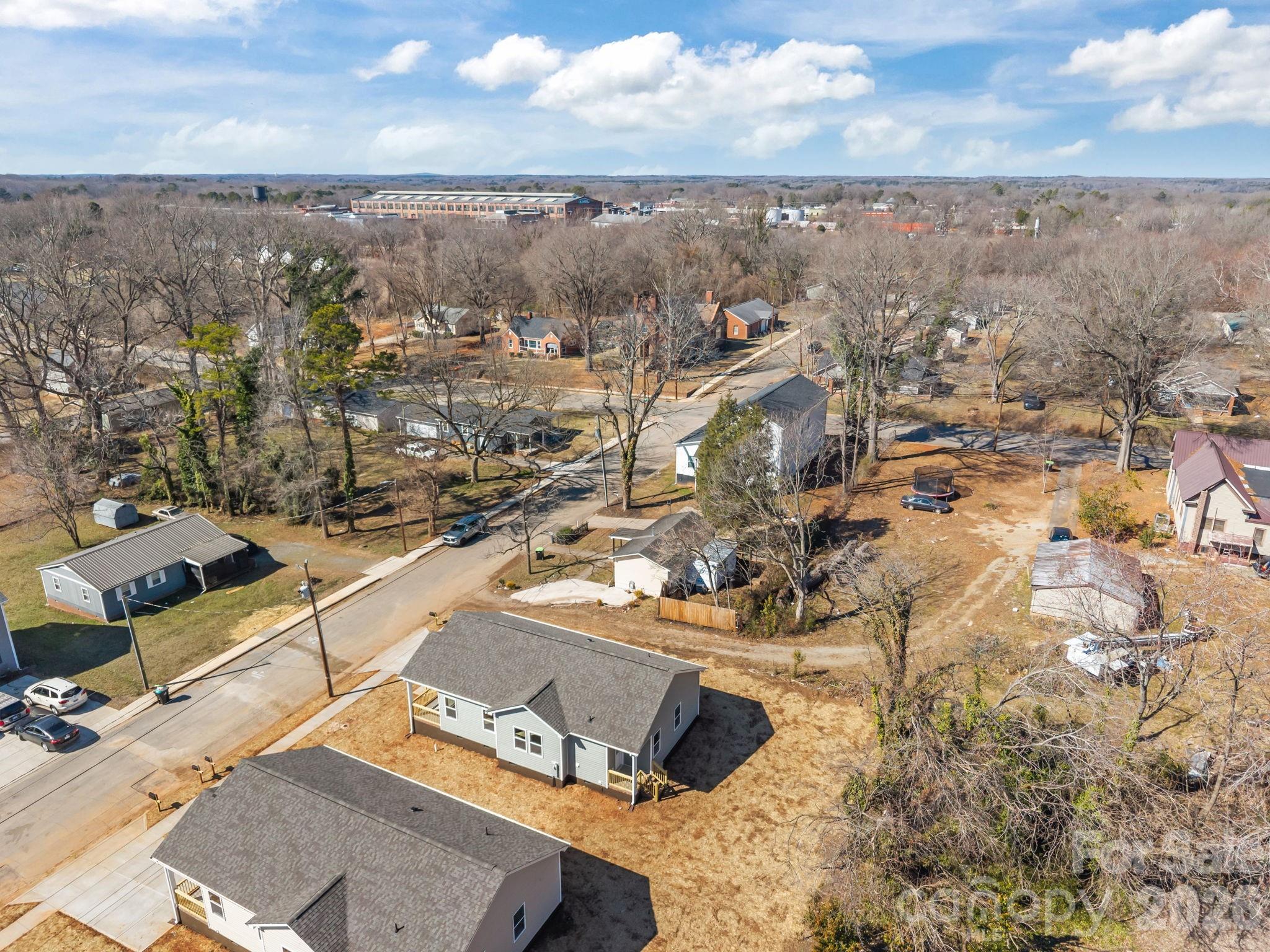109 E Earnhardt Street — Salisbury