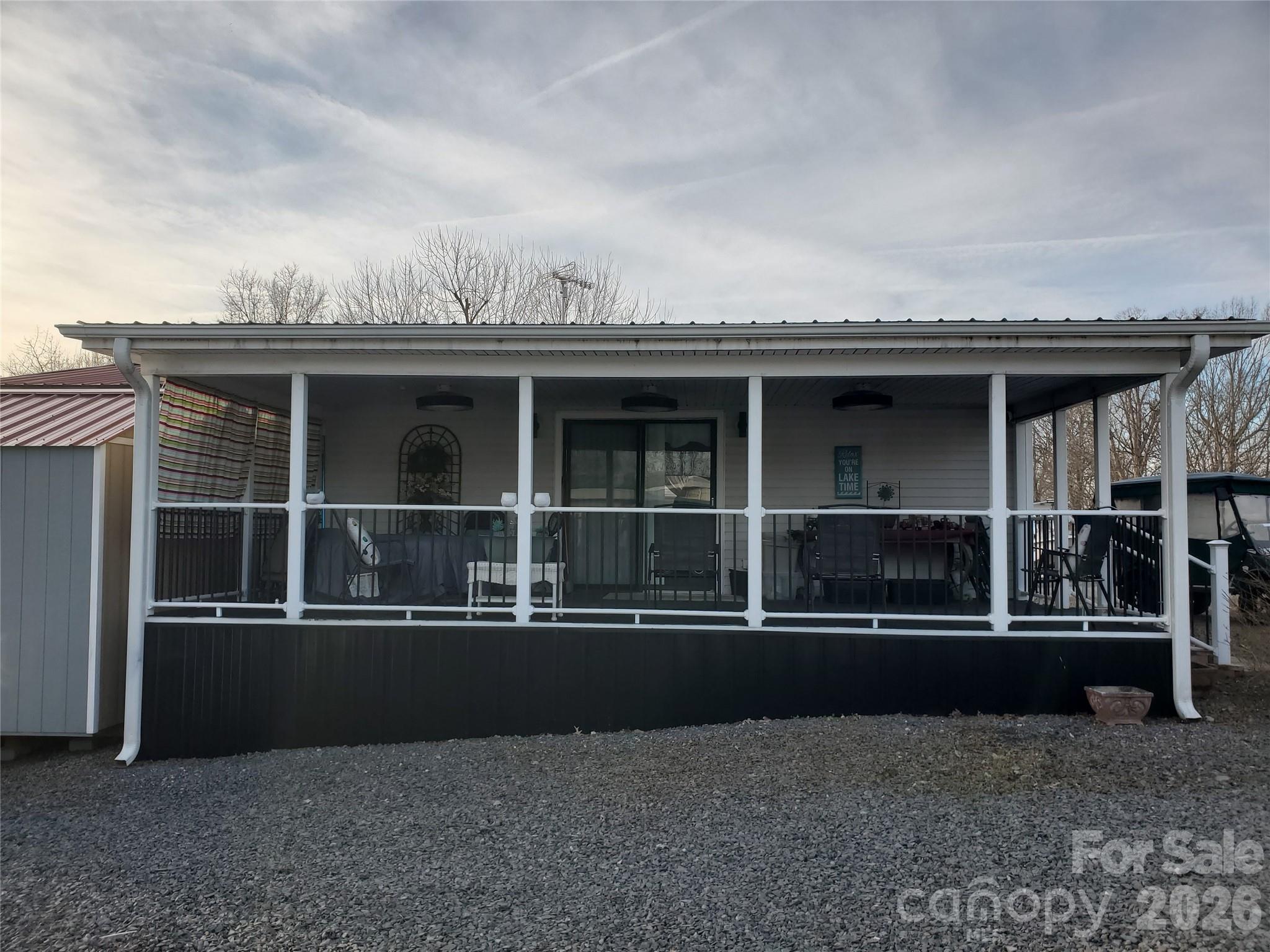 101 N Cardinal Drive — New London