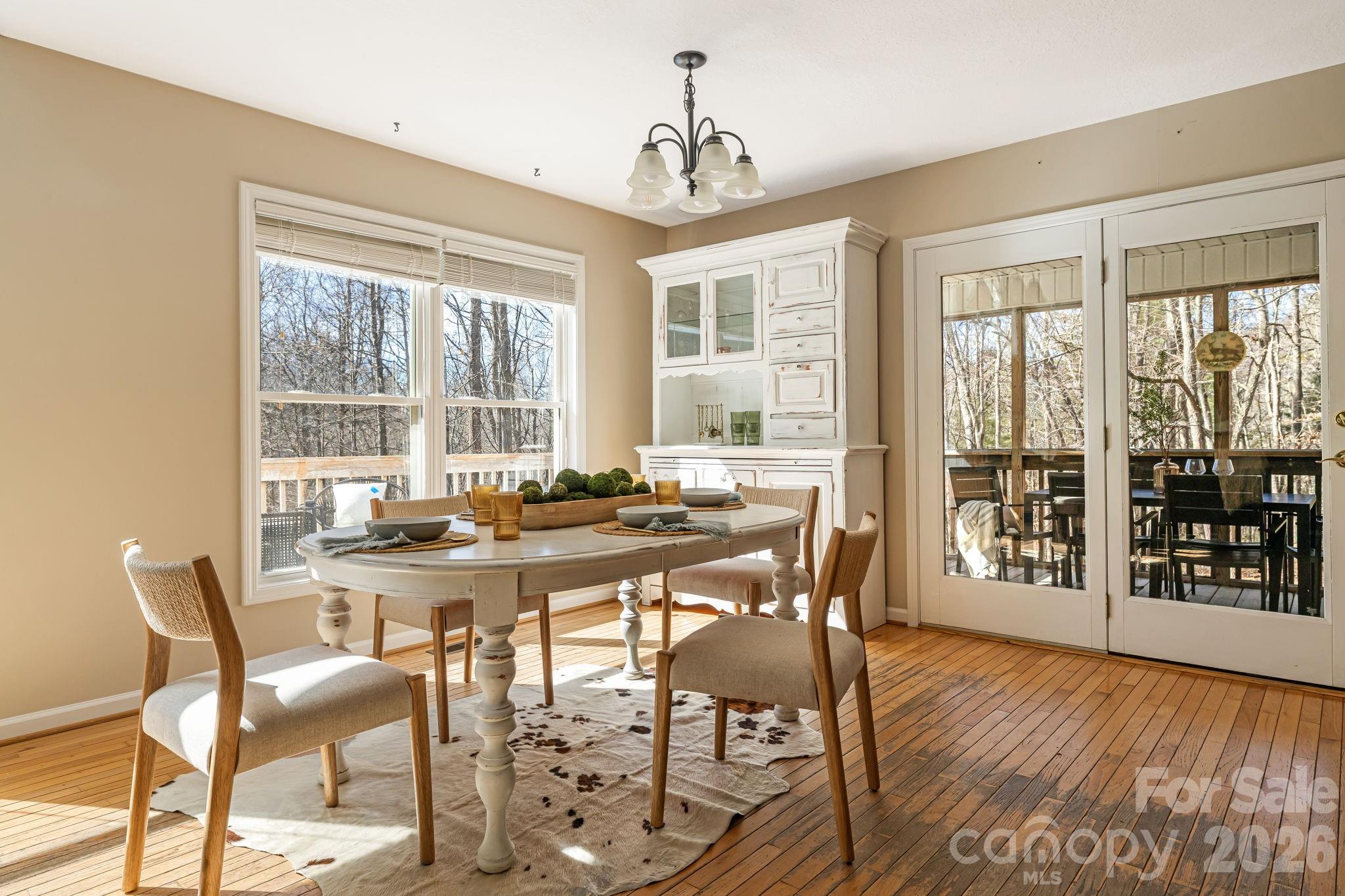 269 Woodstock Drive — Burnsville