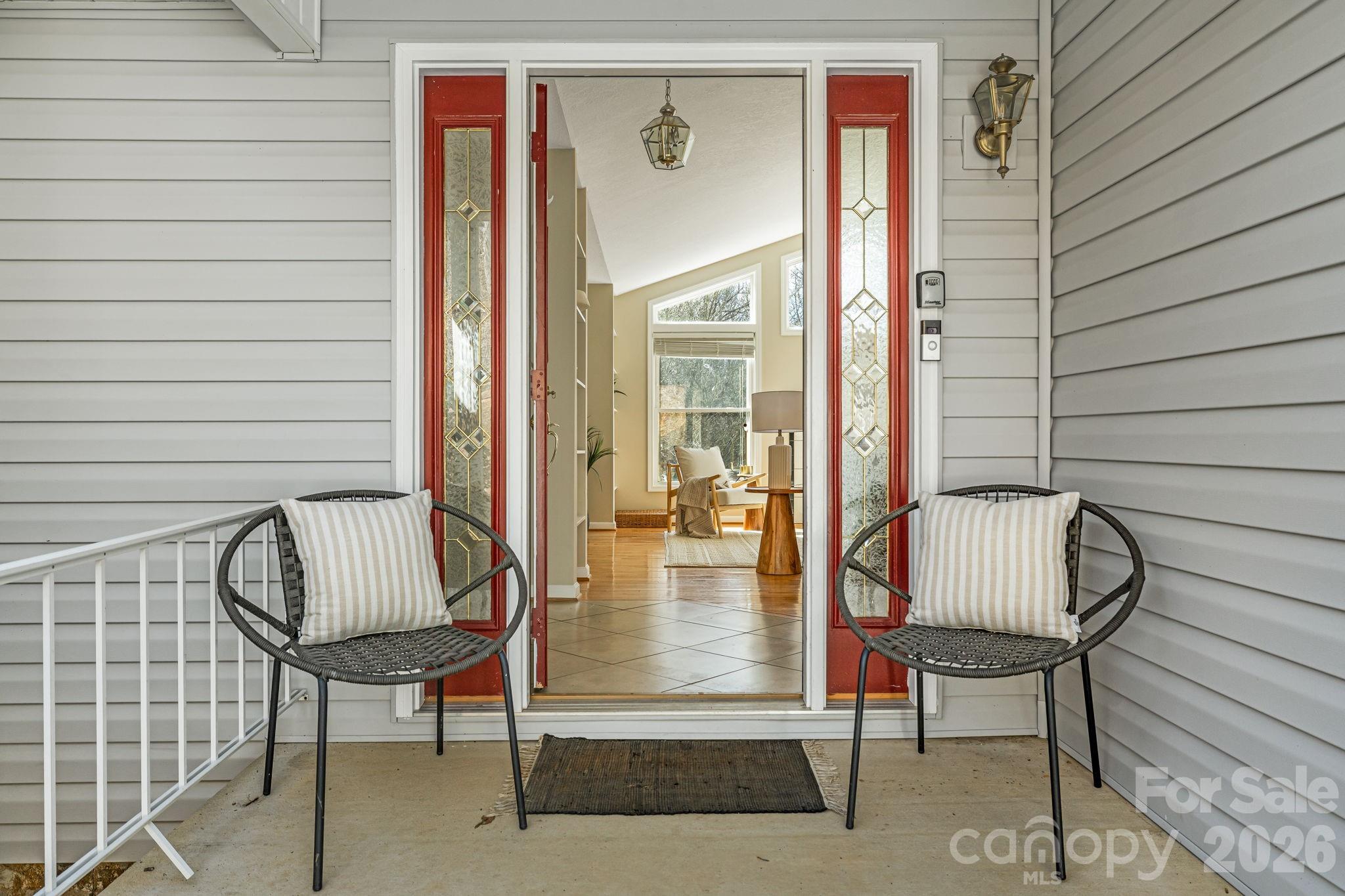 269 Woodstock Drive — Burnsville
