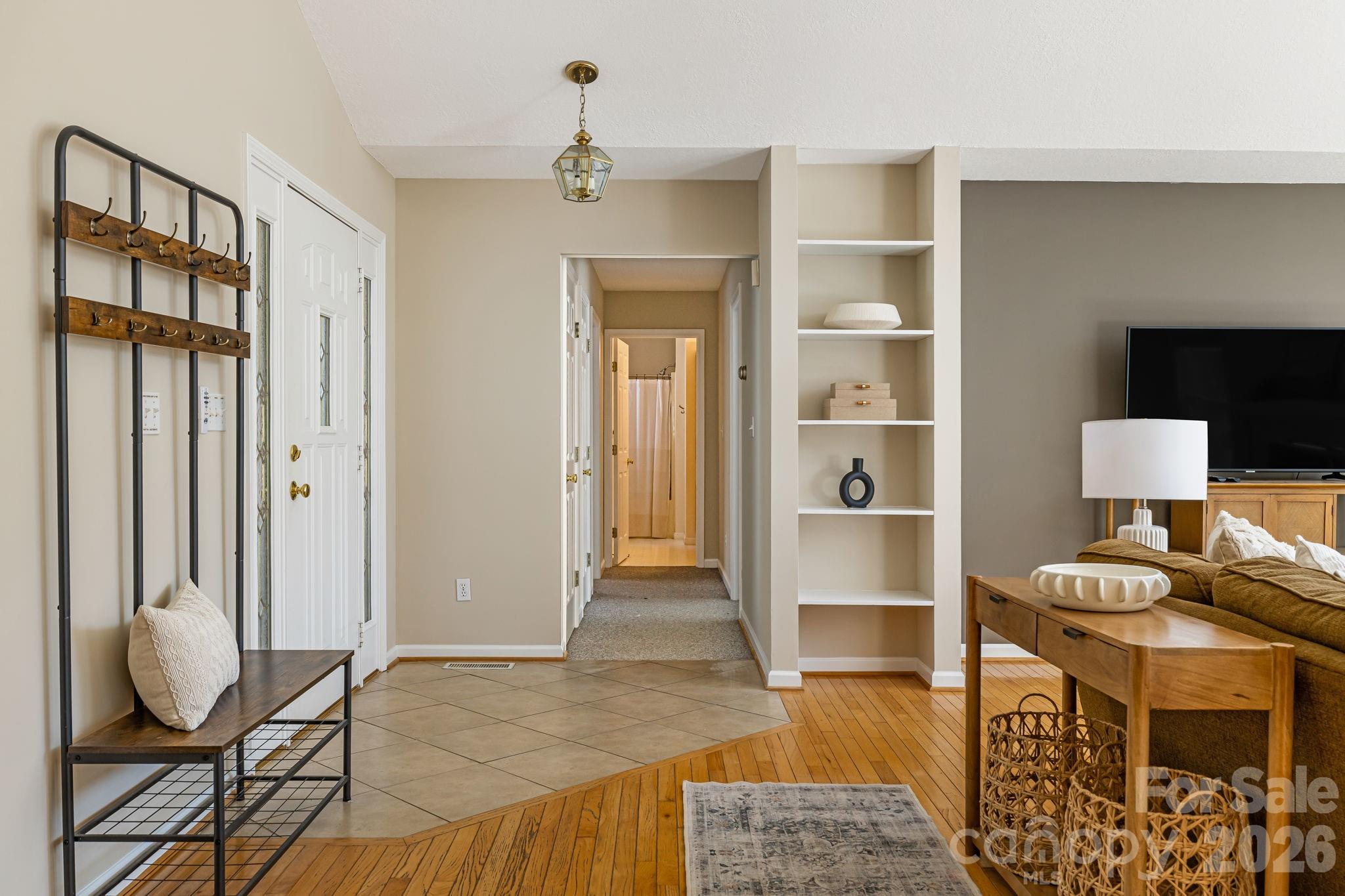 269 Woodstock Drive — Burnsville