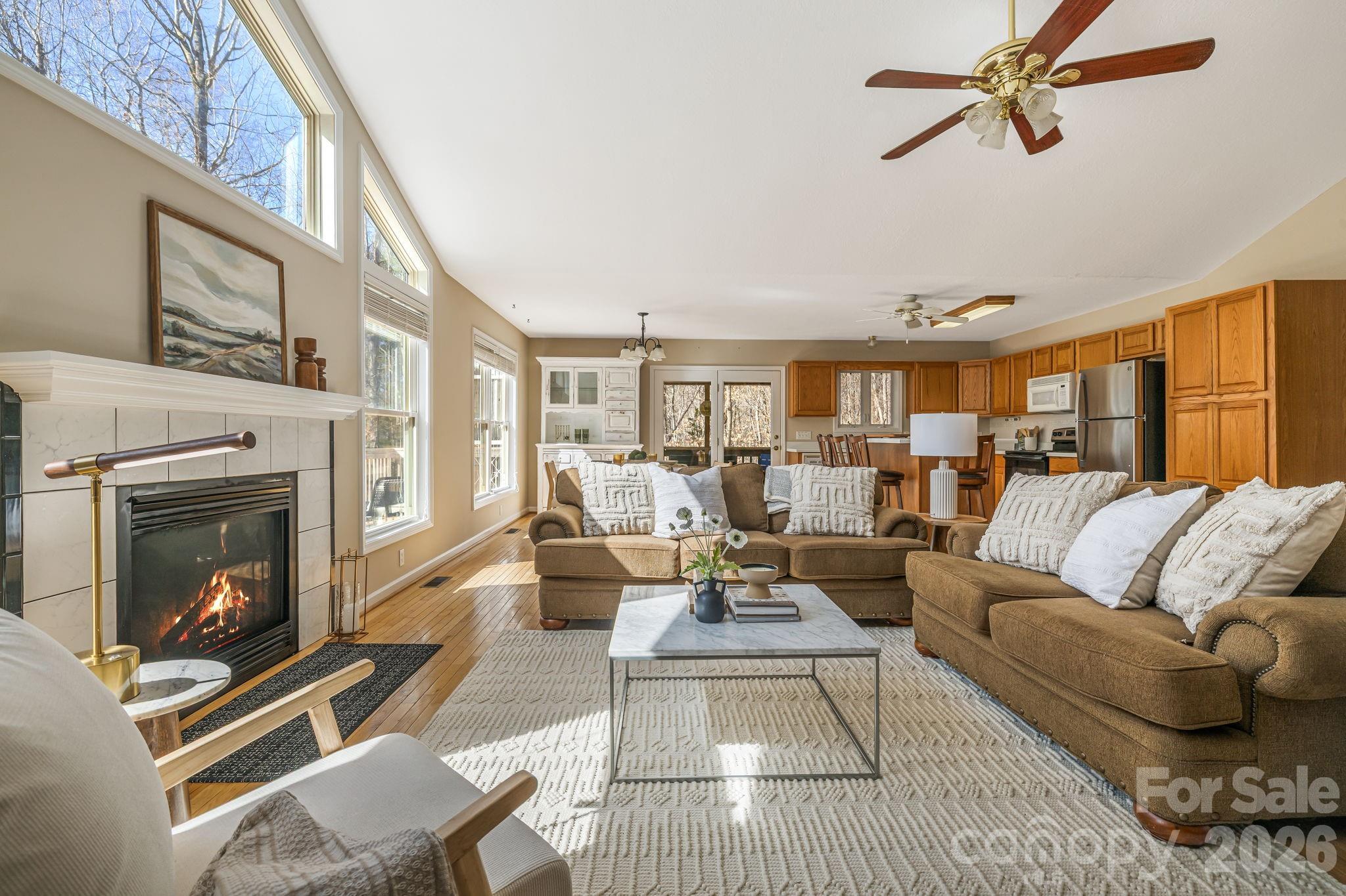 269 Woodstock Drive — Burnsville