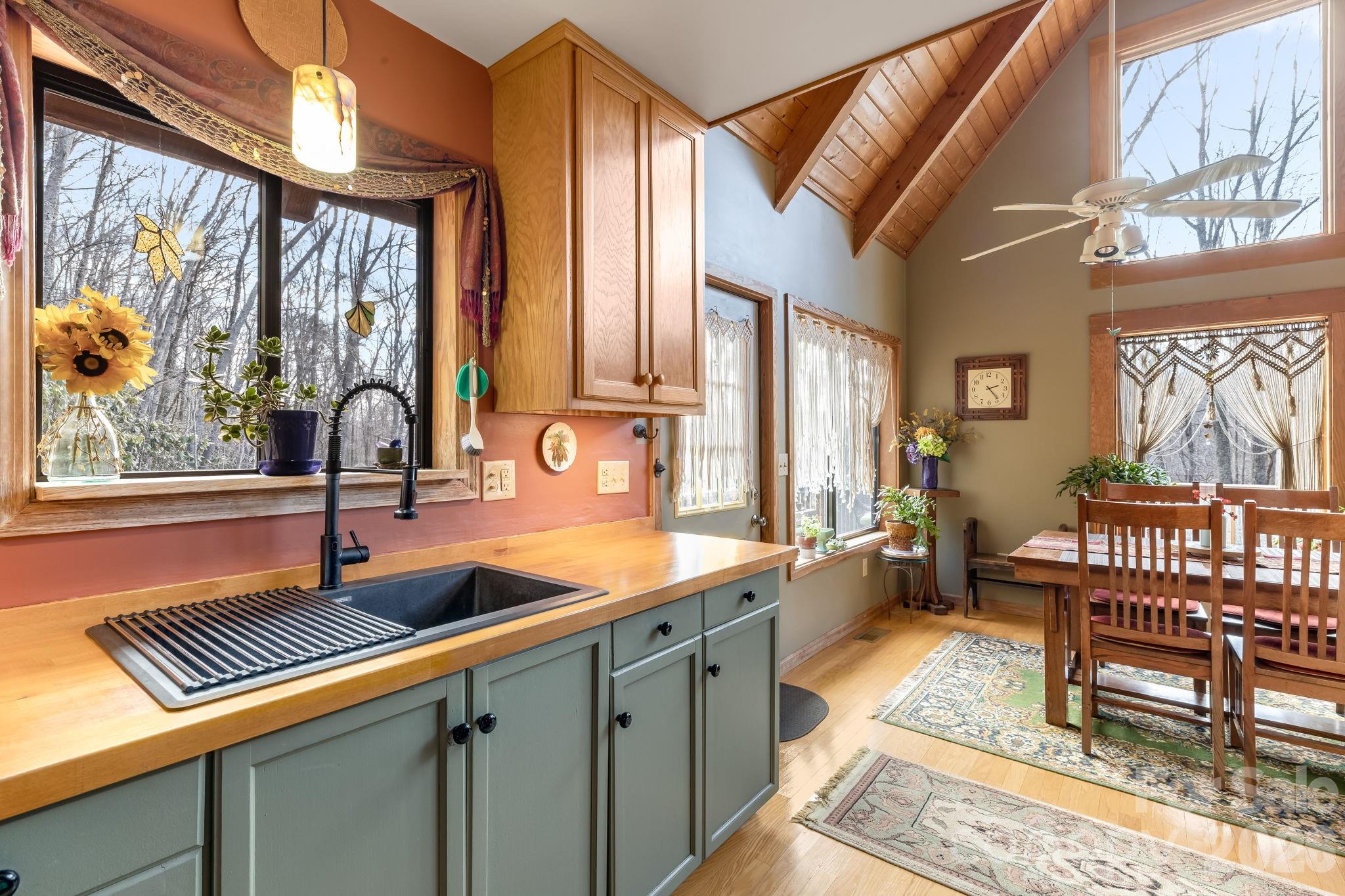 170 Wonderwood Lane — Clyde