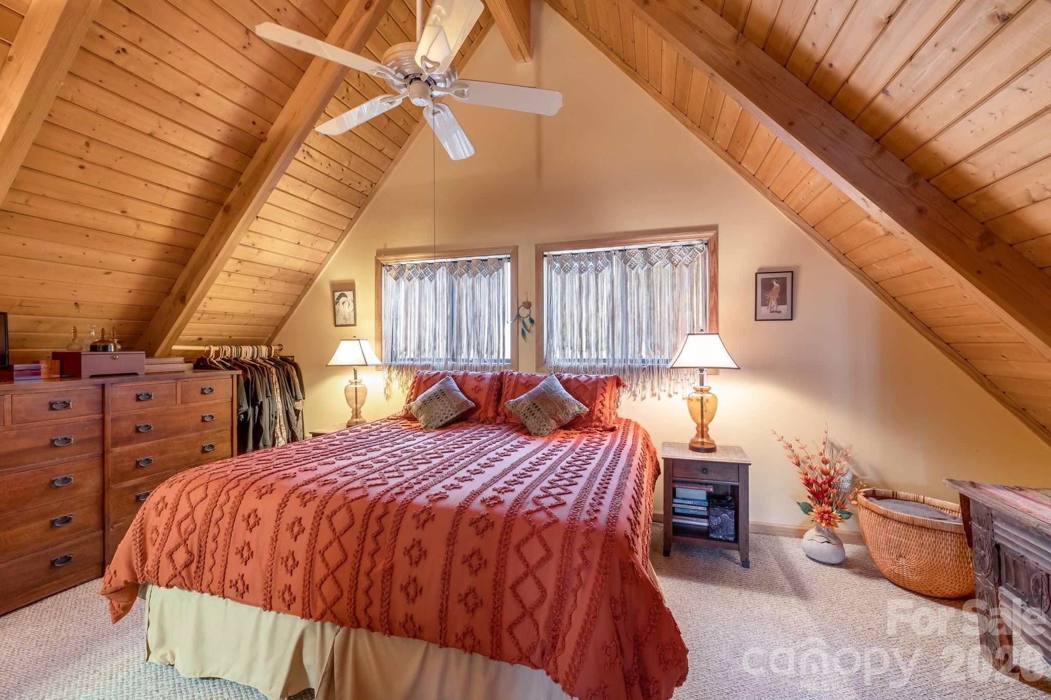 170 Wonderwood Lane — Clyde