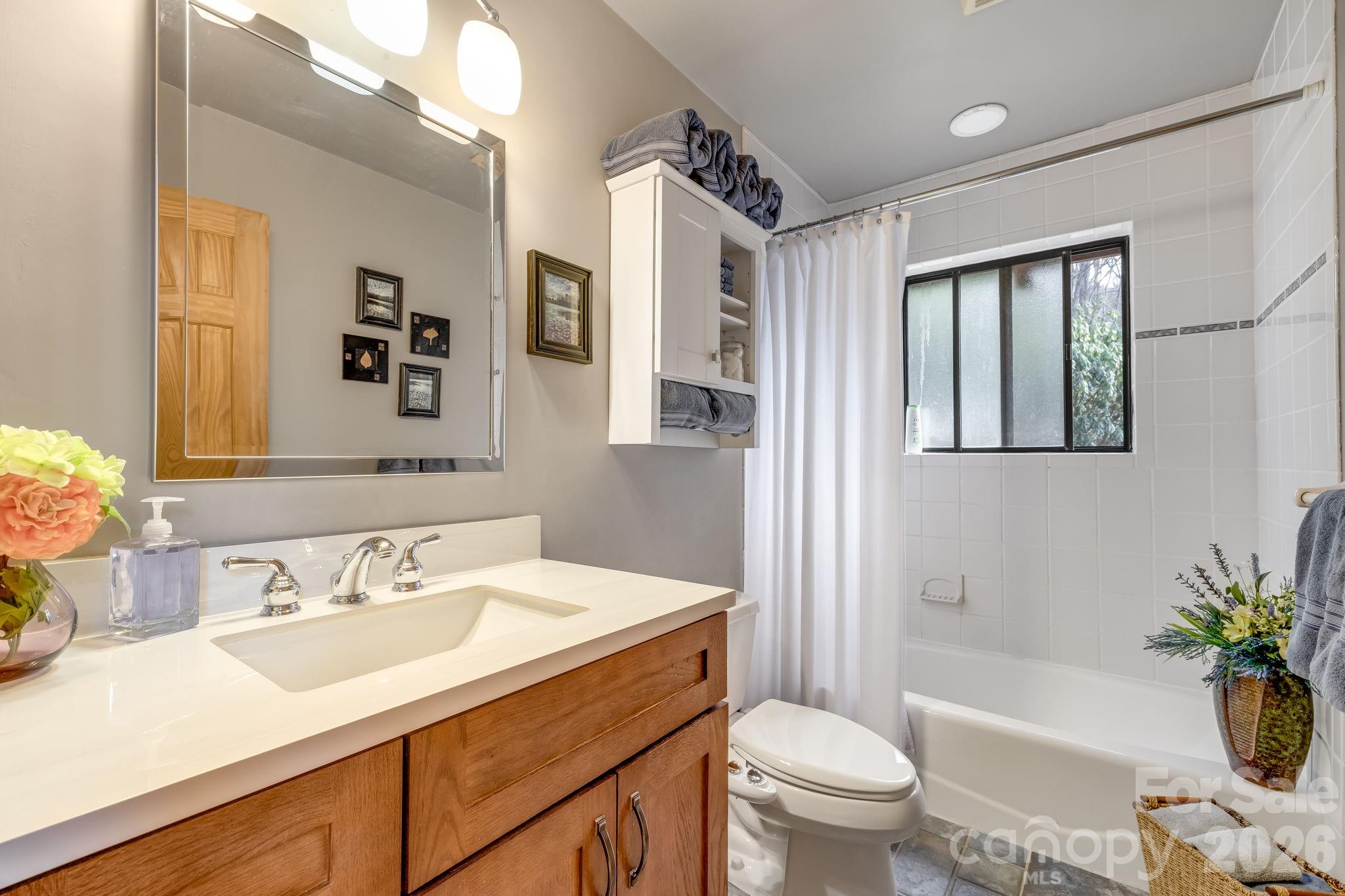 170 Wonderwood Lane — Clyde