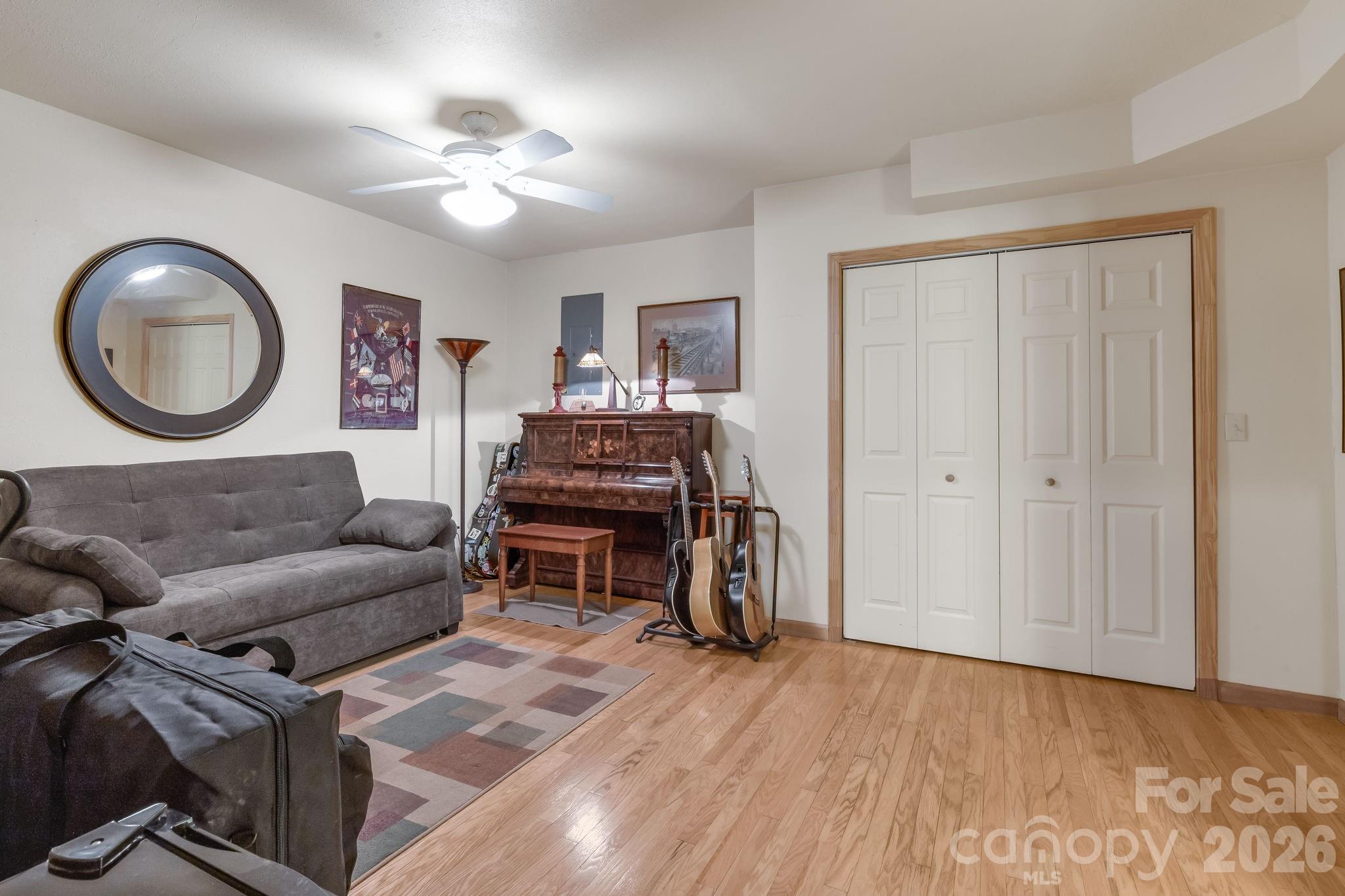 170 Wonderwood Lane — Clyde
