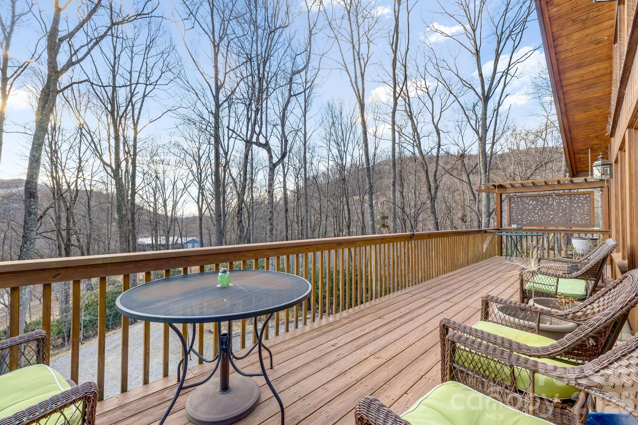 170 Wonderwood Lane — Clyde