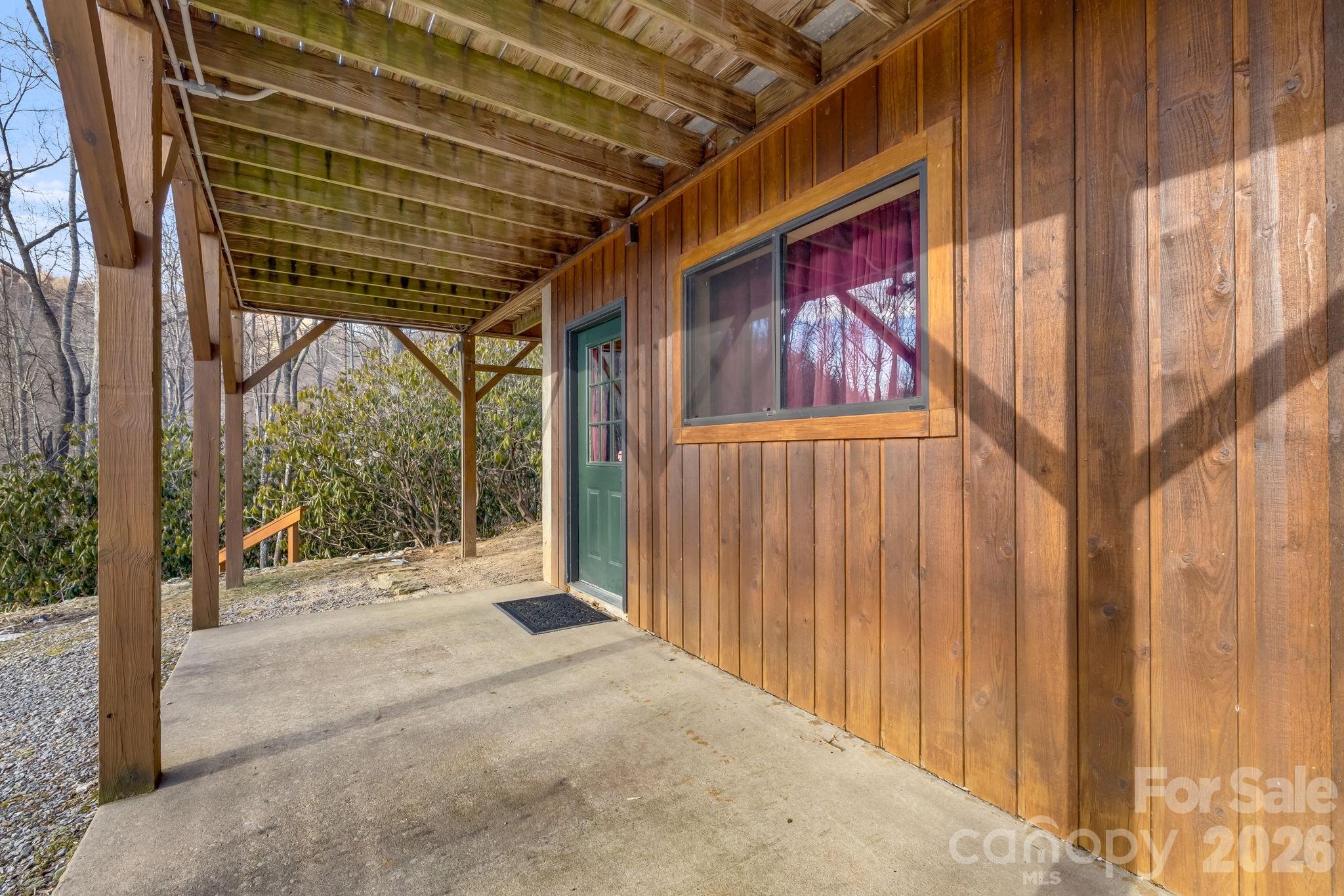 170 Wonderwood Lane — Clyde