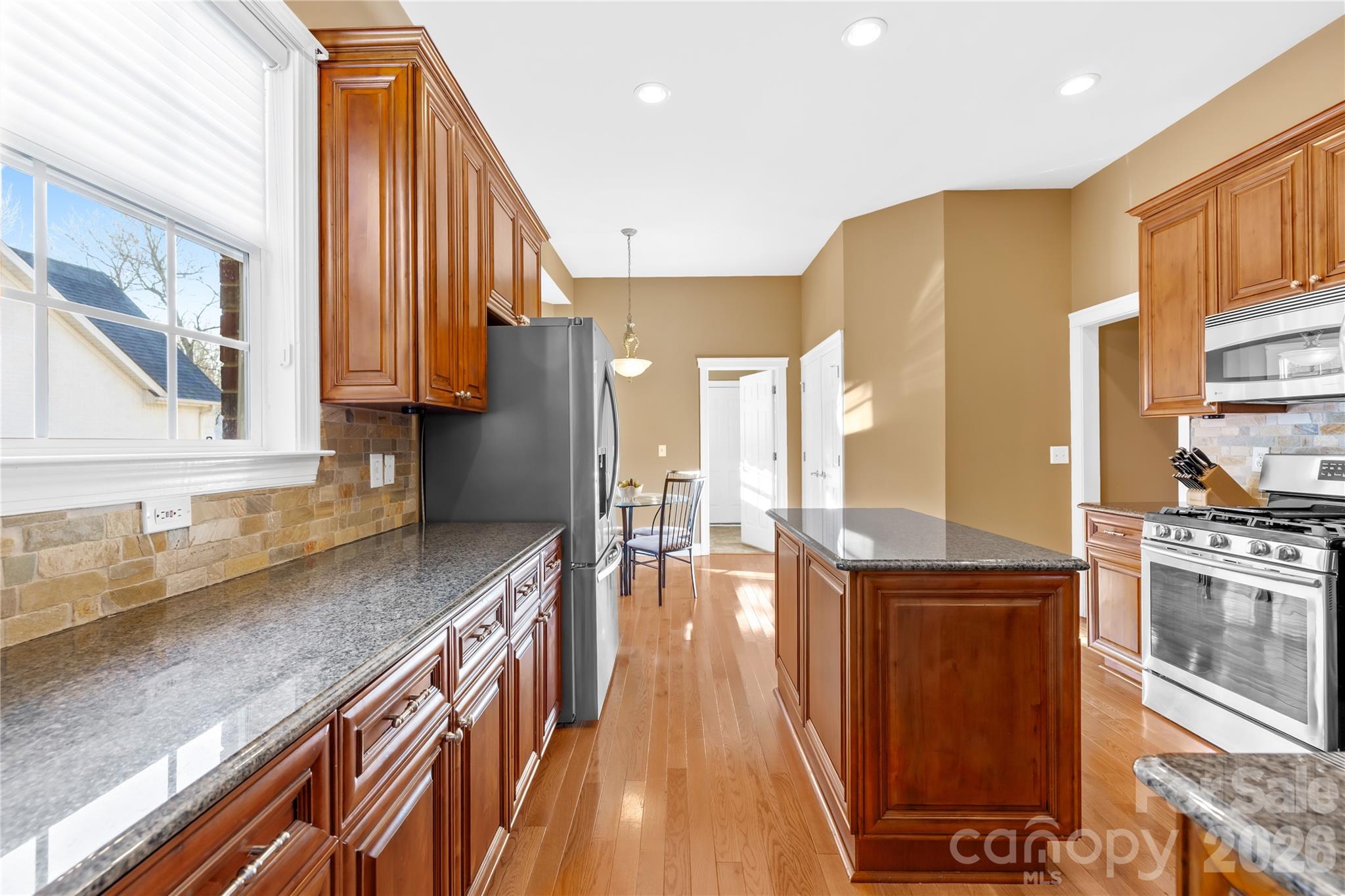 9325 Brown Gelly Drive — Huntersville