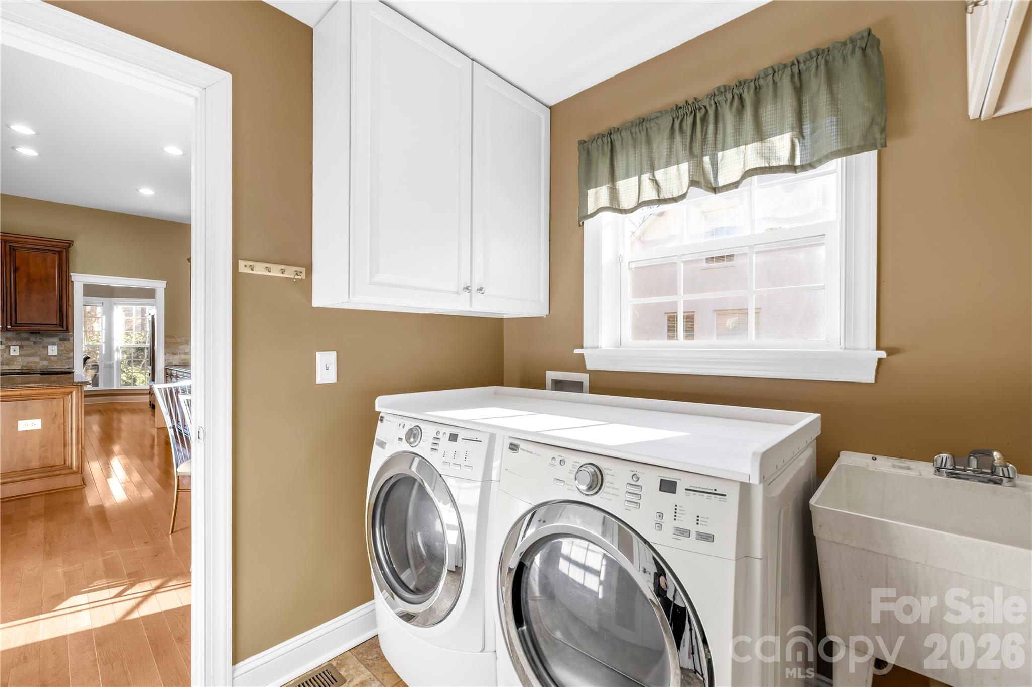 9325 Brown Gelly Drive — Huntersville
