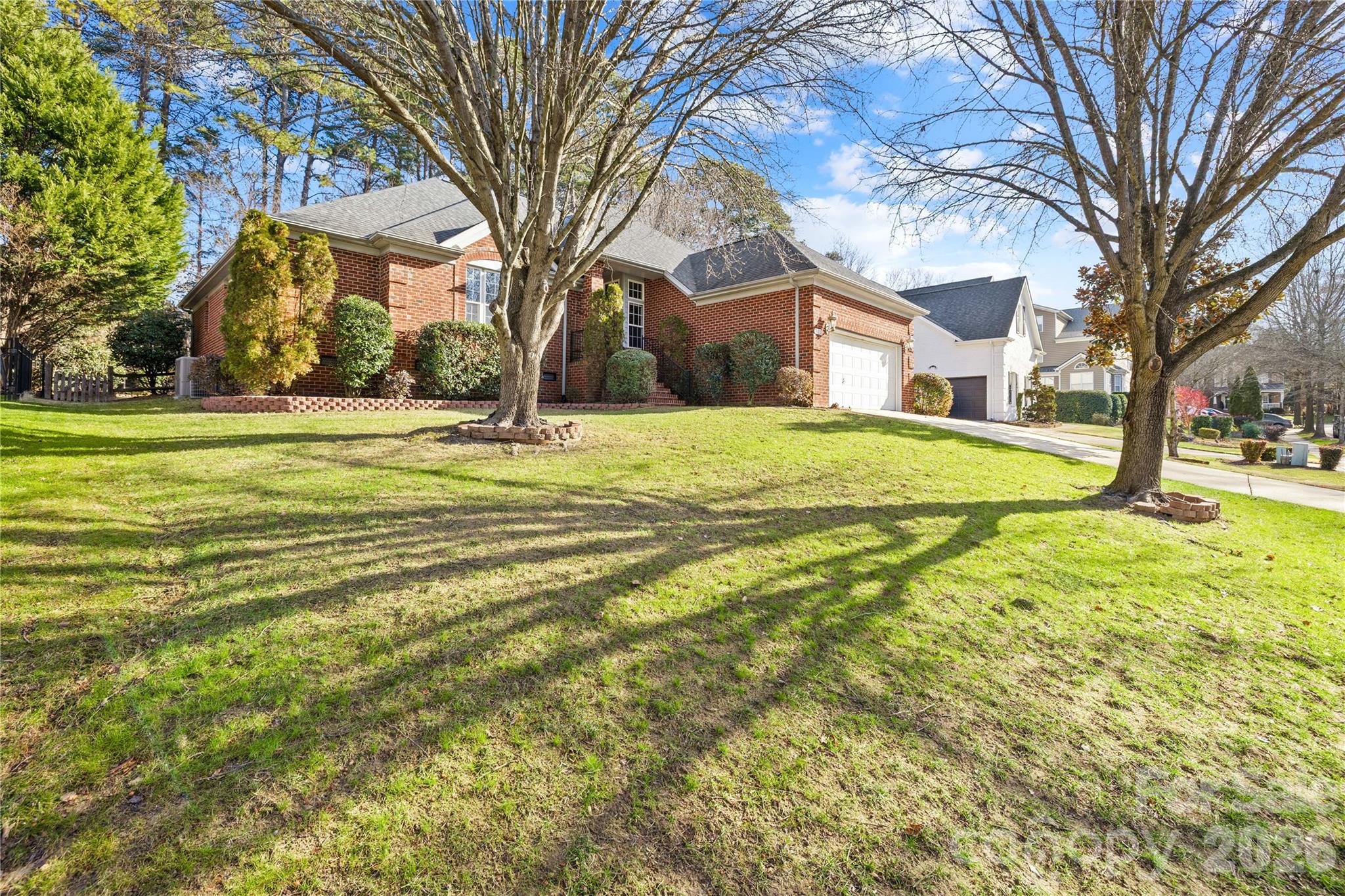 9325 Brown Gelly Drive — Huntersville