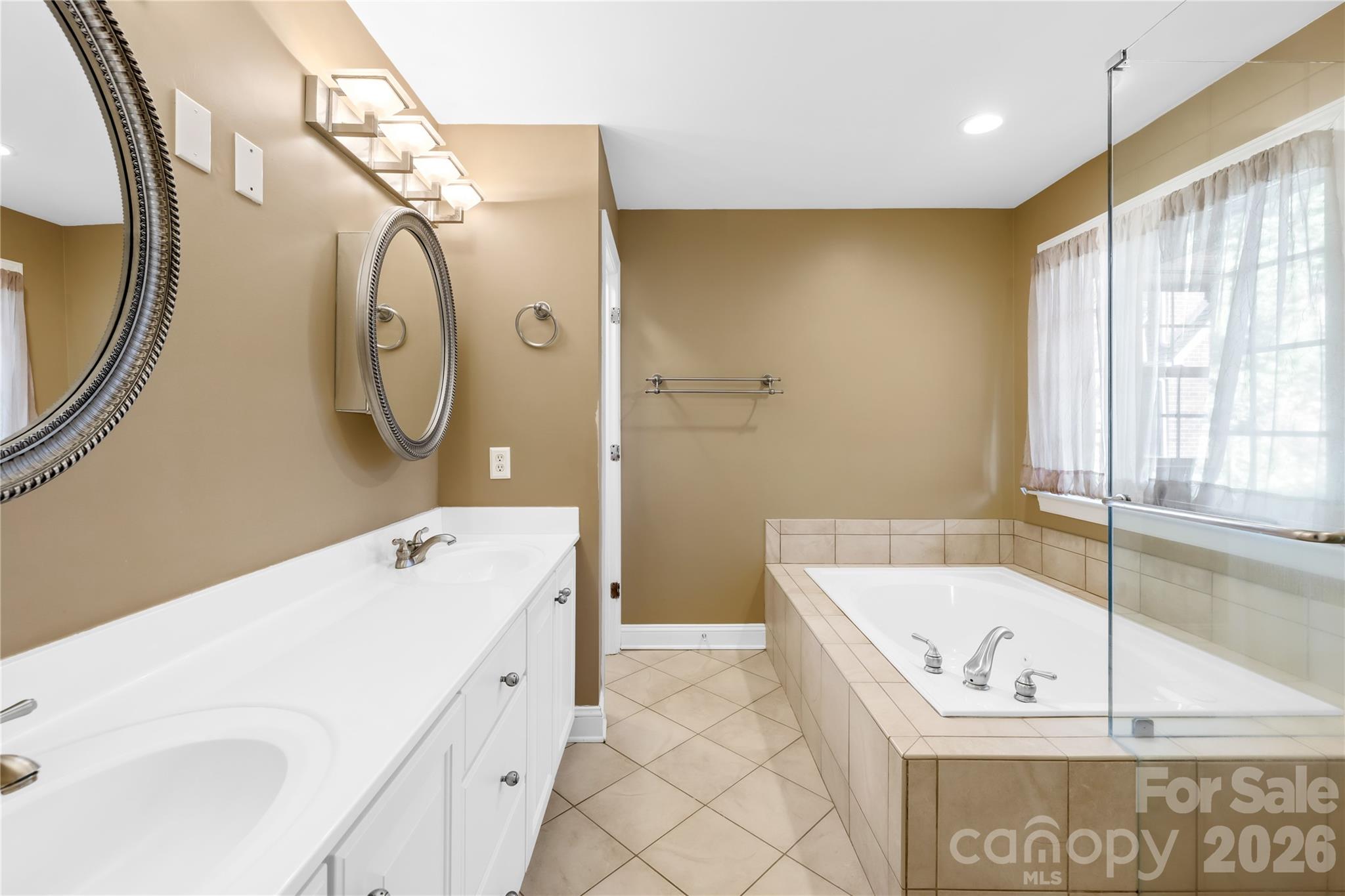 9325 Brown Gelly Drive — Huntersville