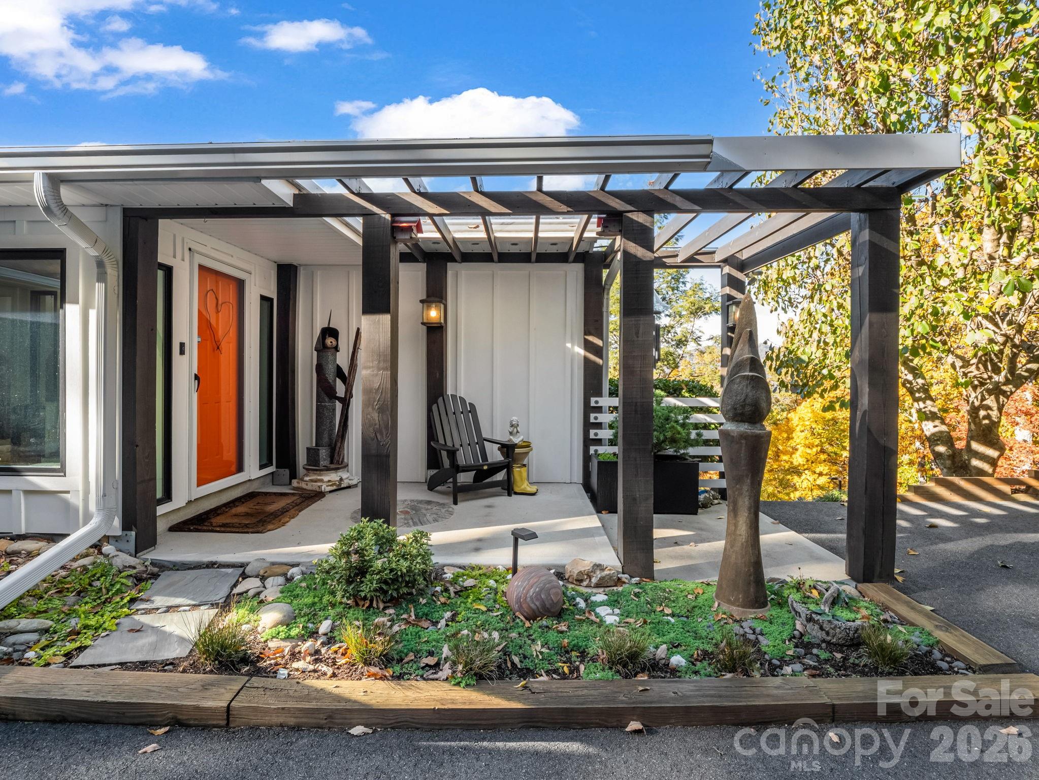 200 Piney Mountain Road — Tryon