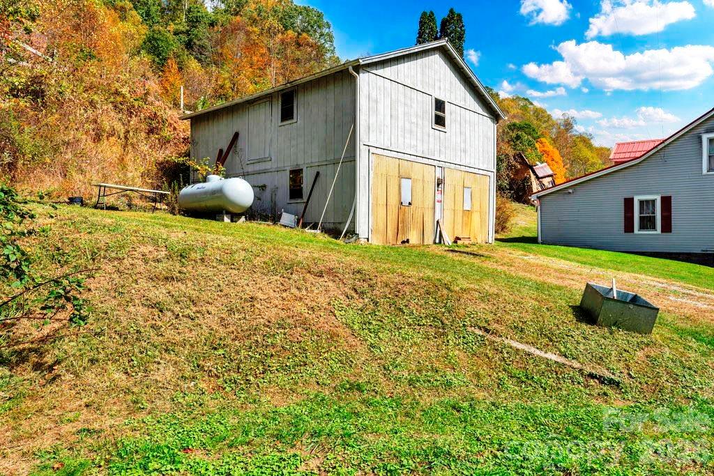 1068 Laurel Branch Road — Vilas