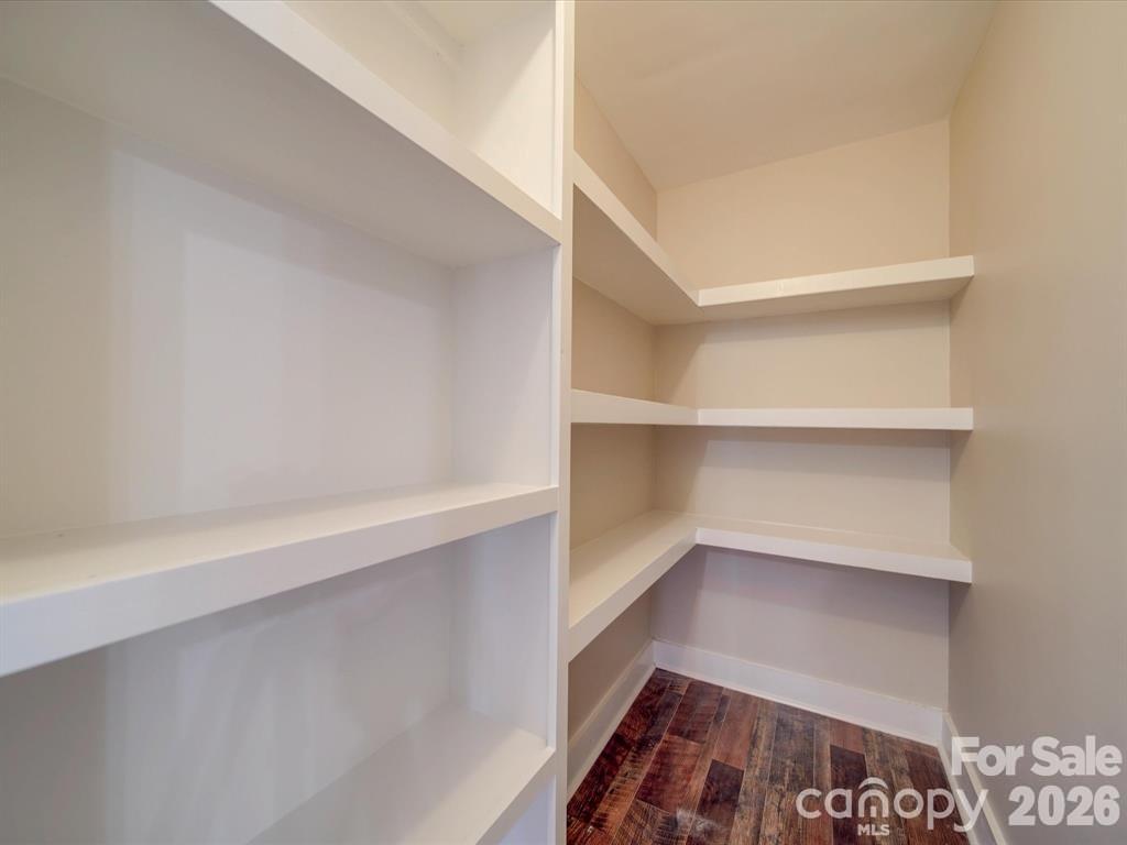 2228 W Market Street — Cheraw