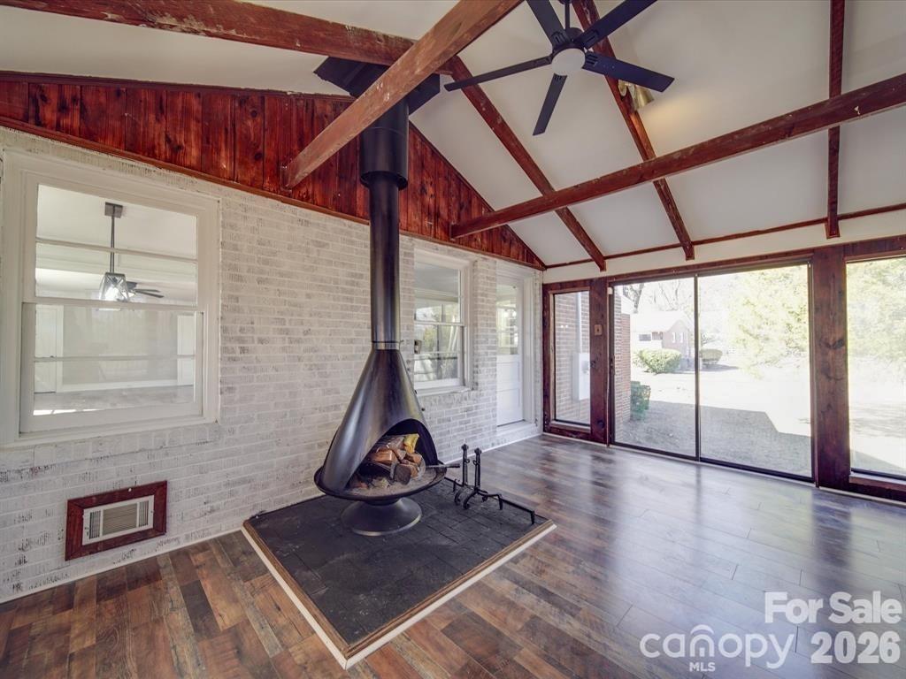 2228 W Market Street — Cheraw