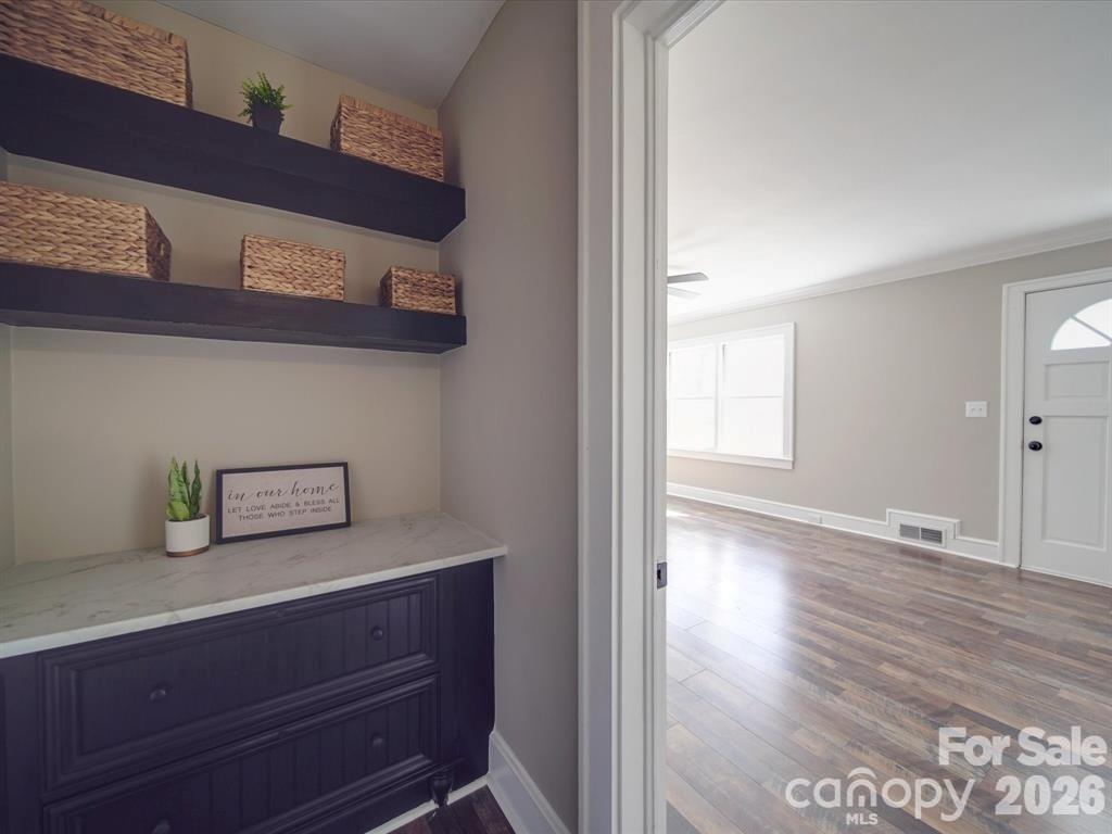 2228 W Market Street — Cheraw