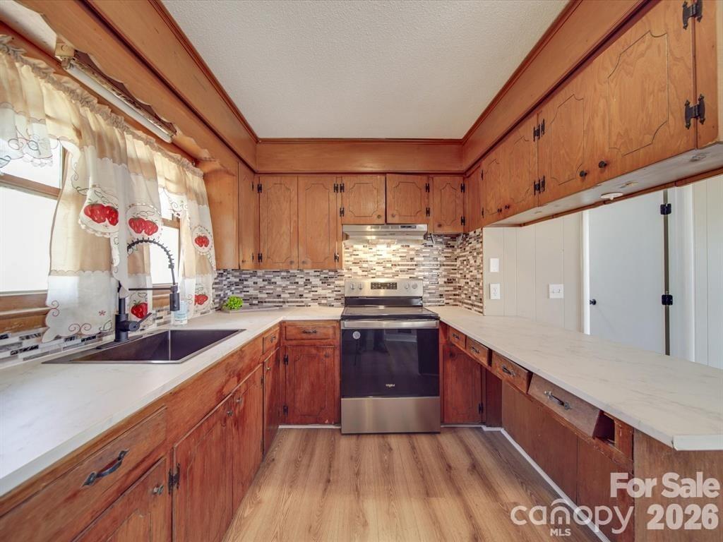 2228 W Market Street — Cheraw