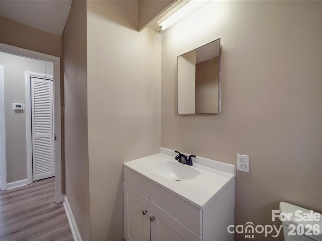 2228 W Market Street — Cheraw