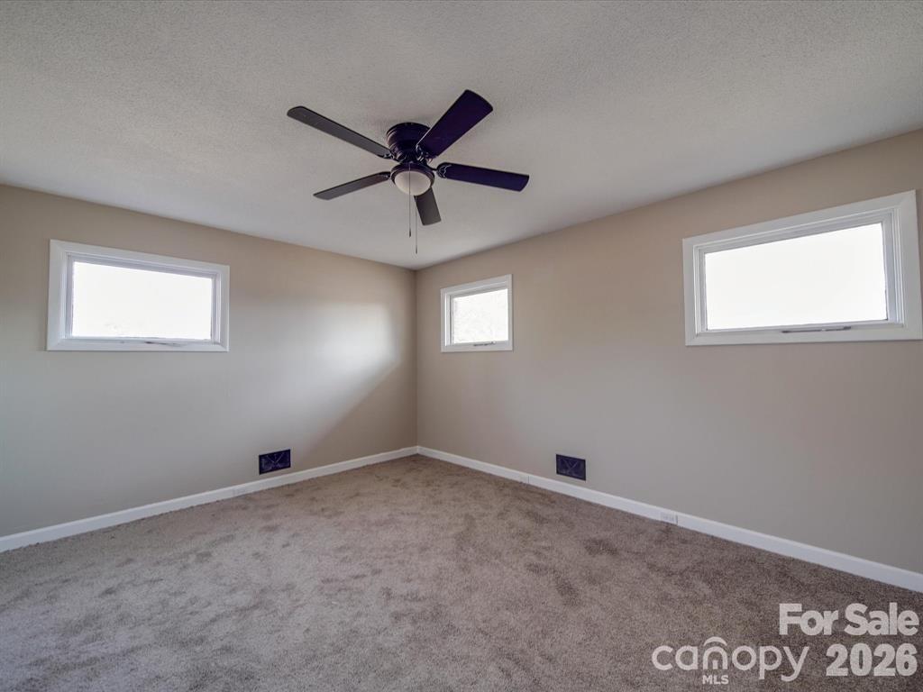 2228 W Market Street — Cheraw