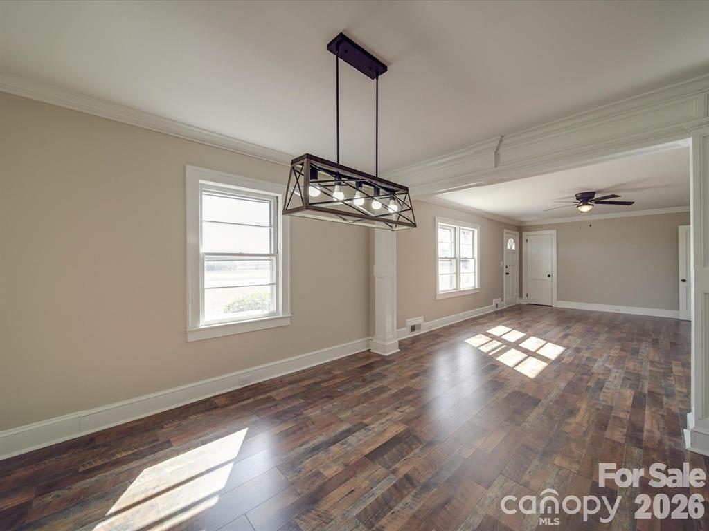 2228 W Market Street — Cheraw