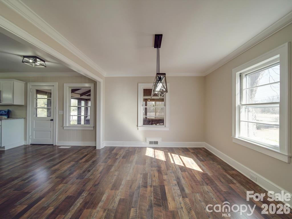 2228 W Market Street — Cheraw
