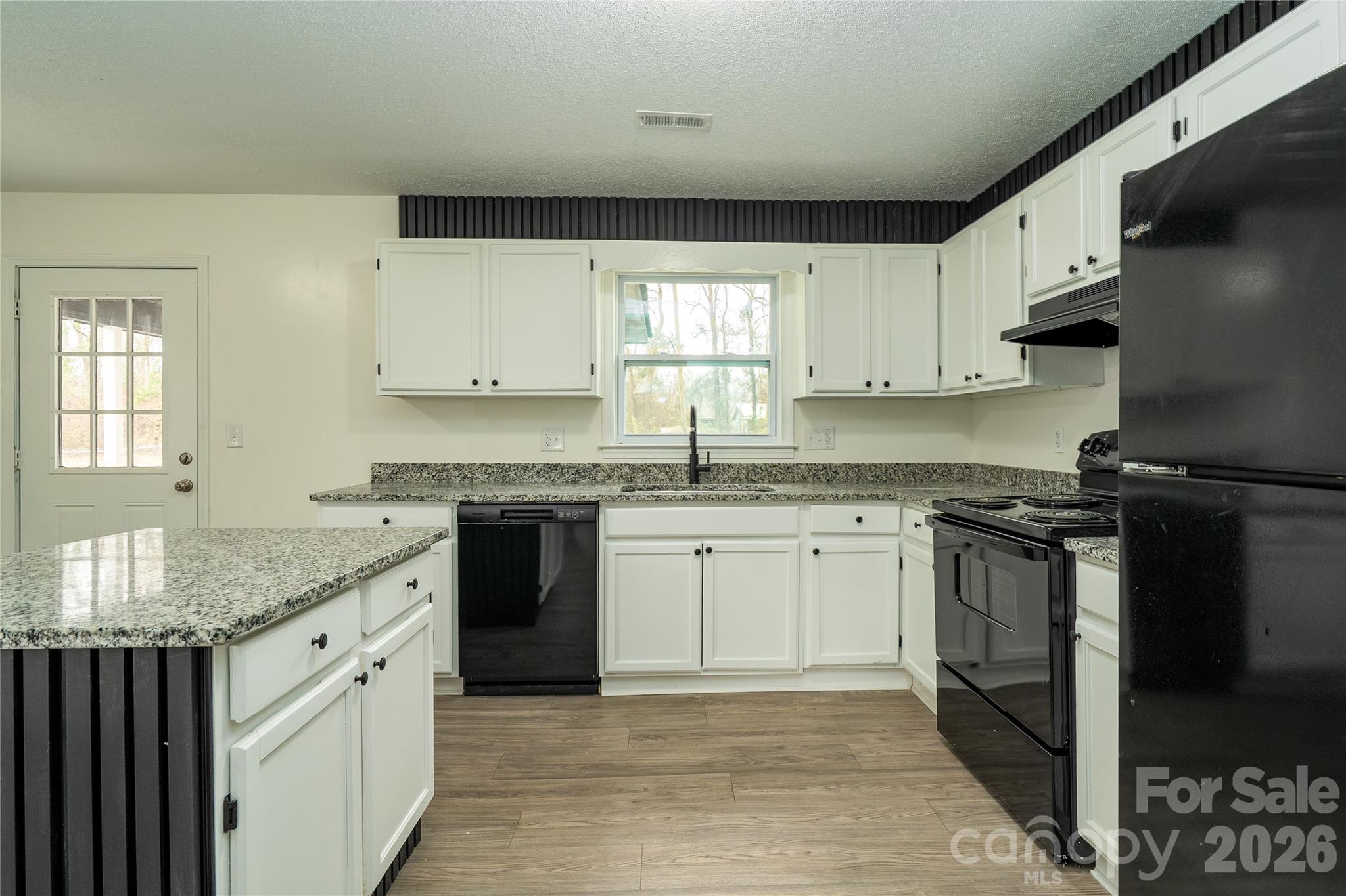 3115 Crestview Drive — Florence