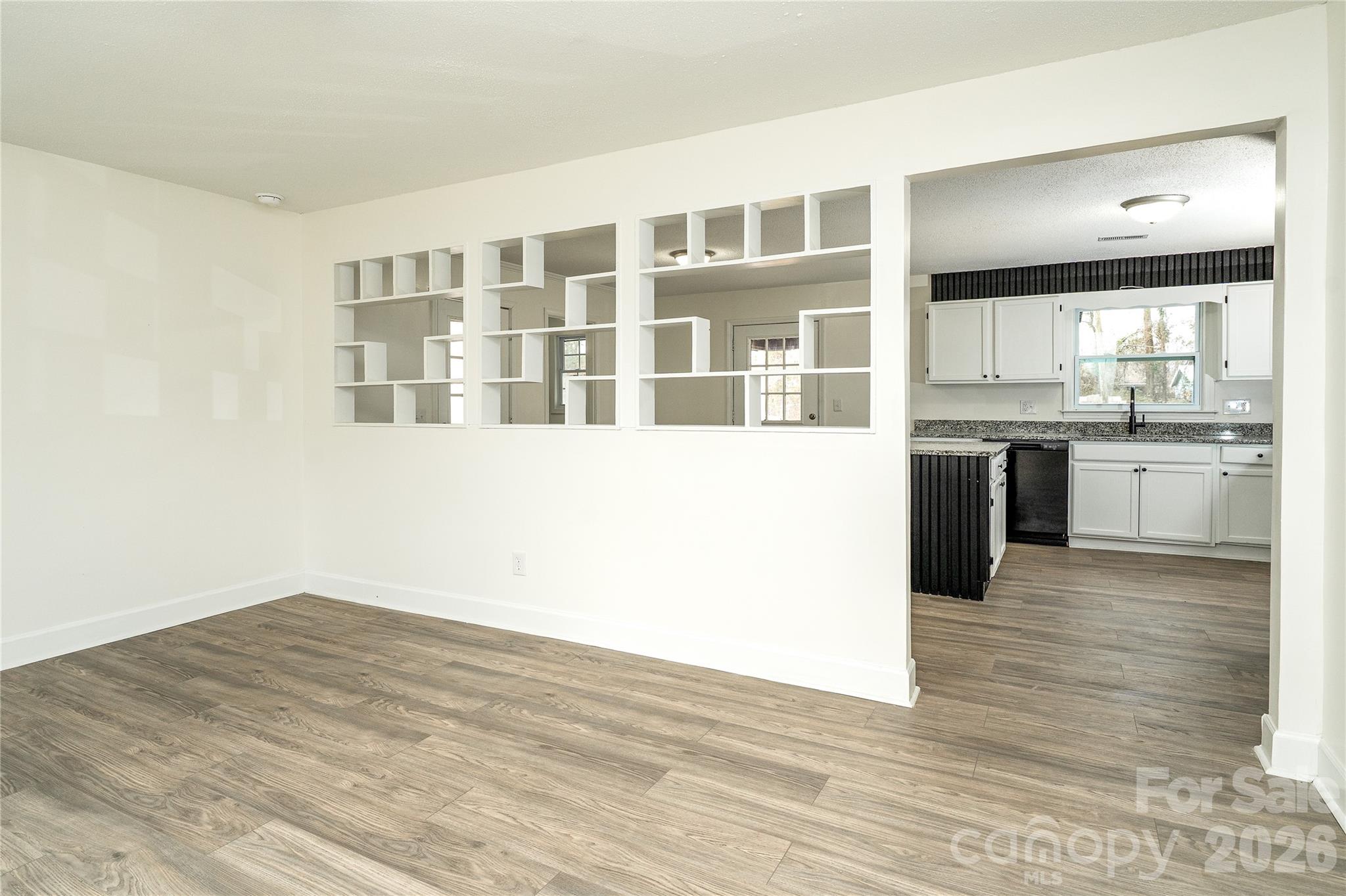 3115 Crestview Drive — Florence