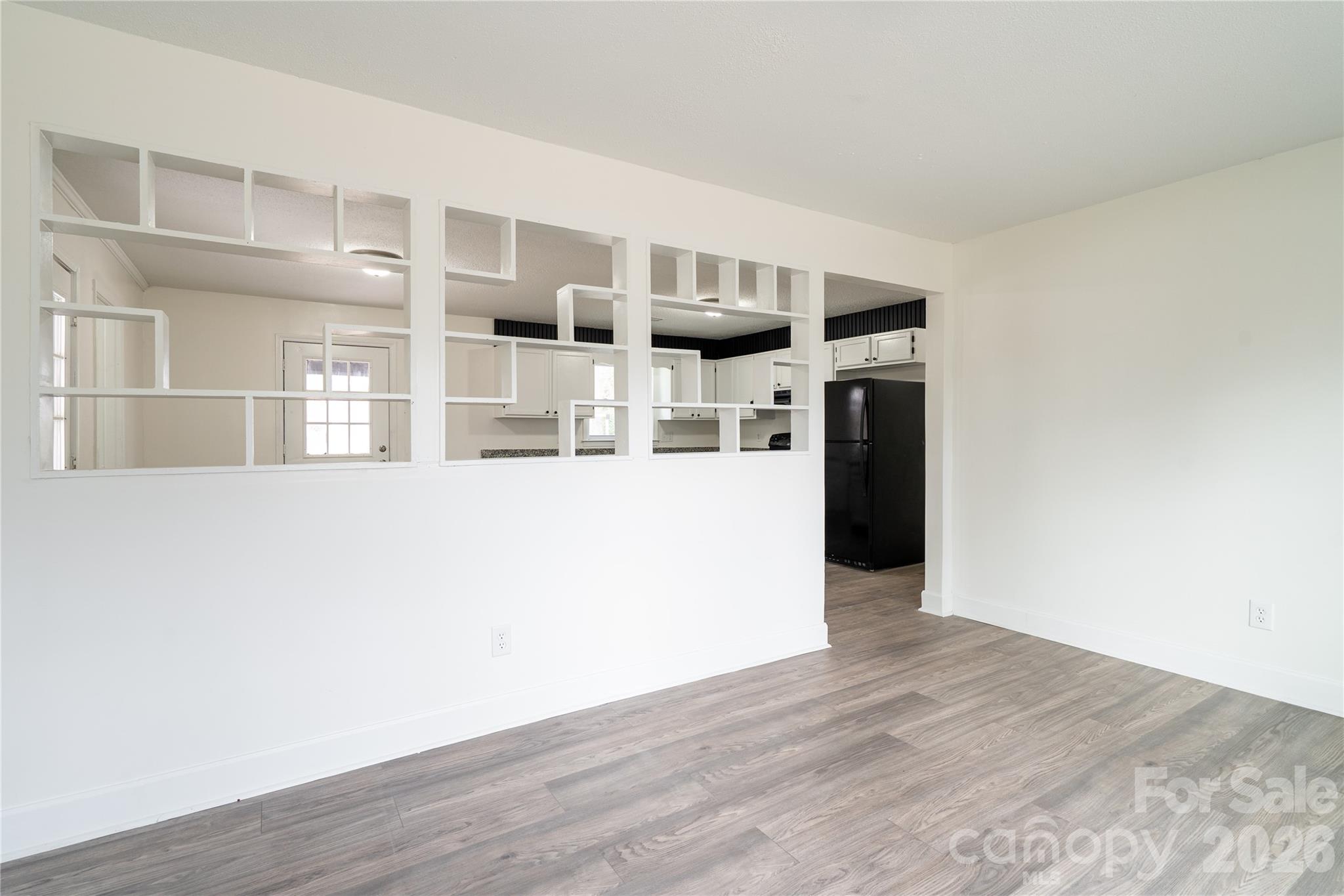 3115 Crestview Drive — Florence
