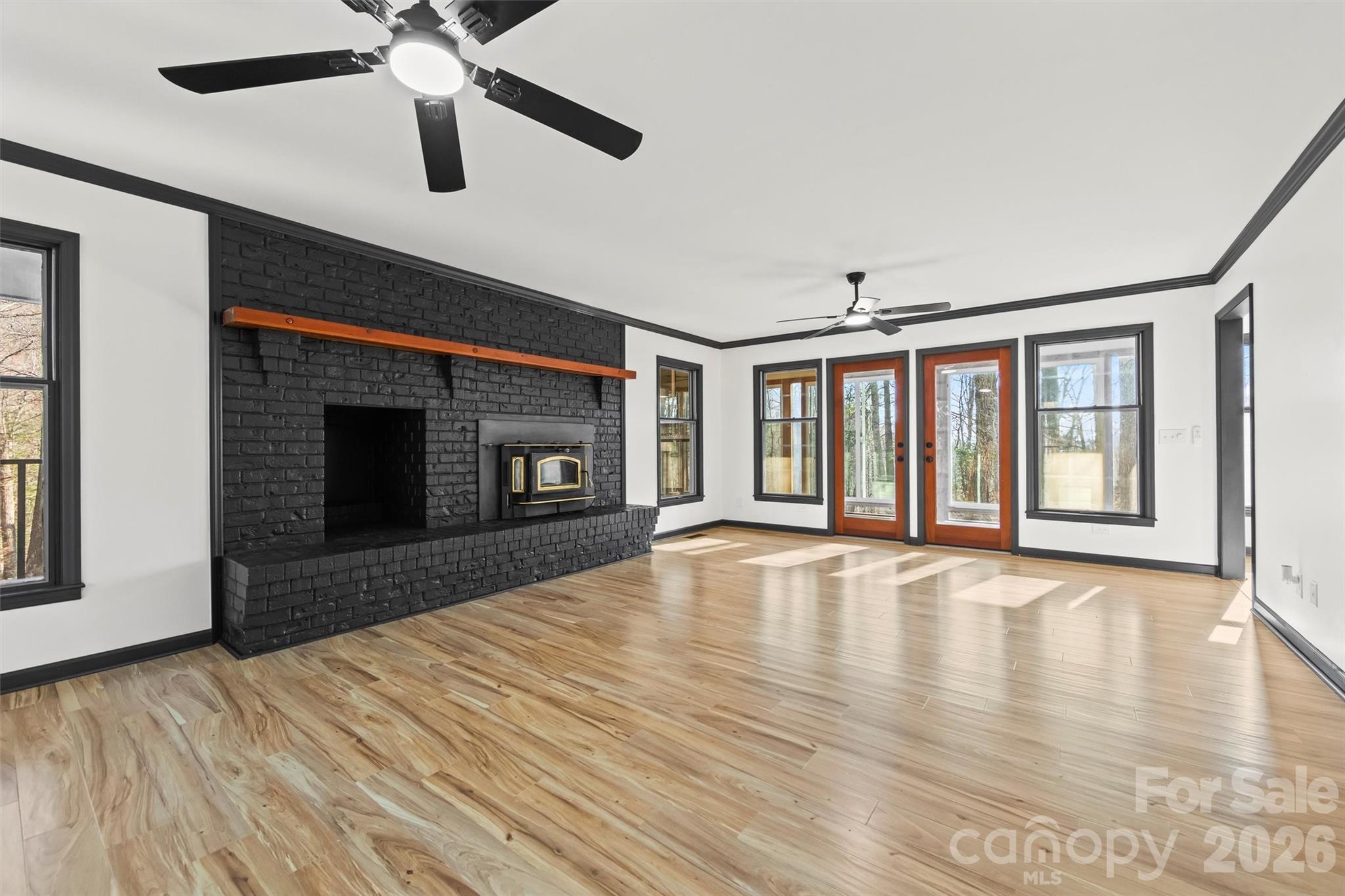 8 Indian Ridge Road — Asheville