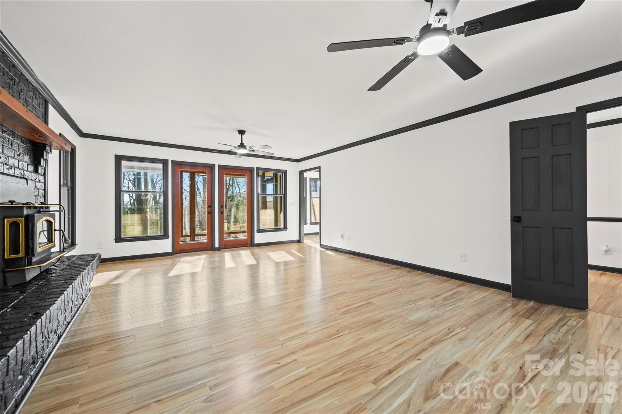 8 Indian Ridge Road — Asheville