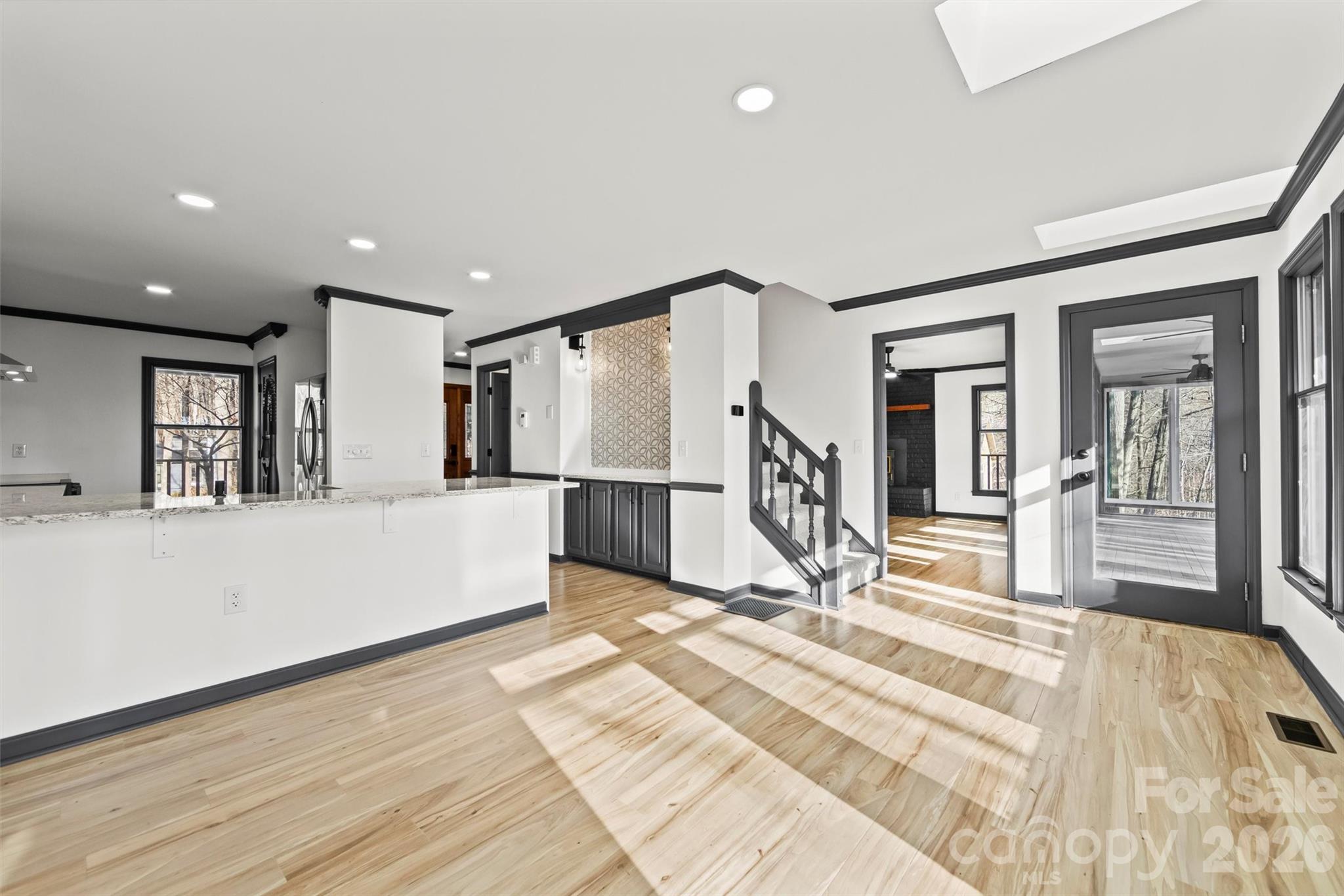 8 Indian Ridge Road — Asheville
