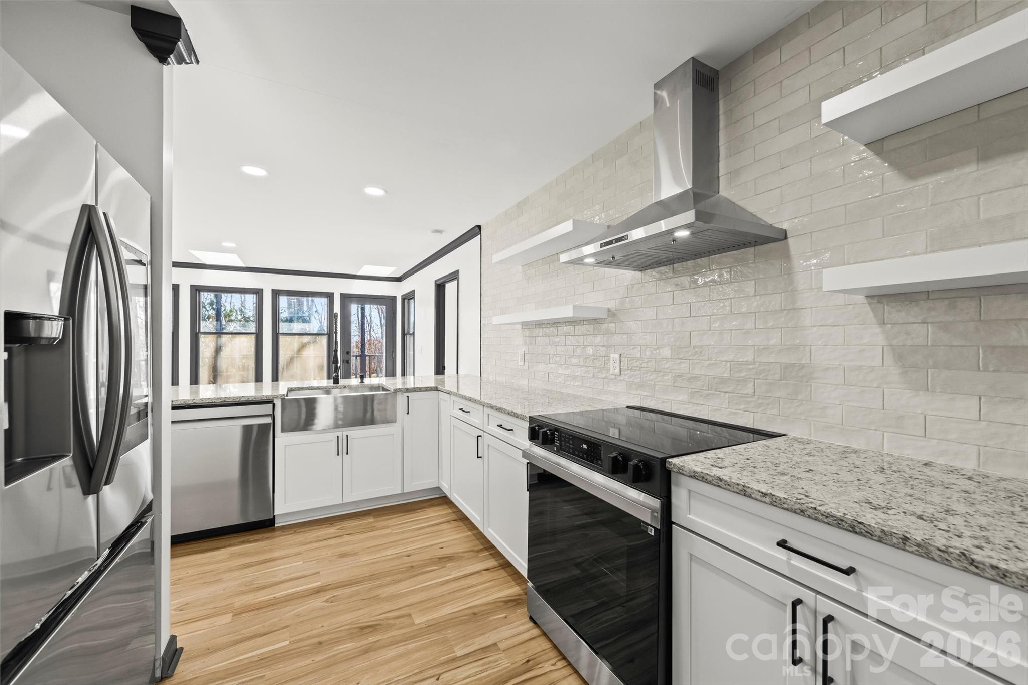 8 Indian Ridge Road — Asheville