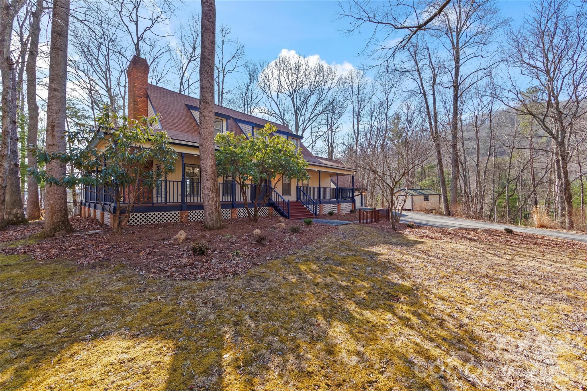 8 Indian Ridge Road — Asheville