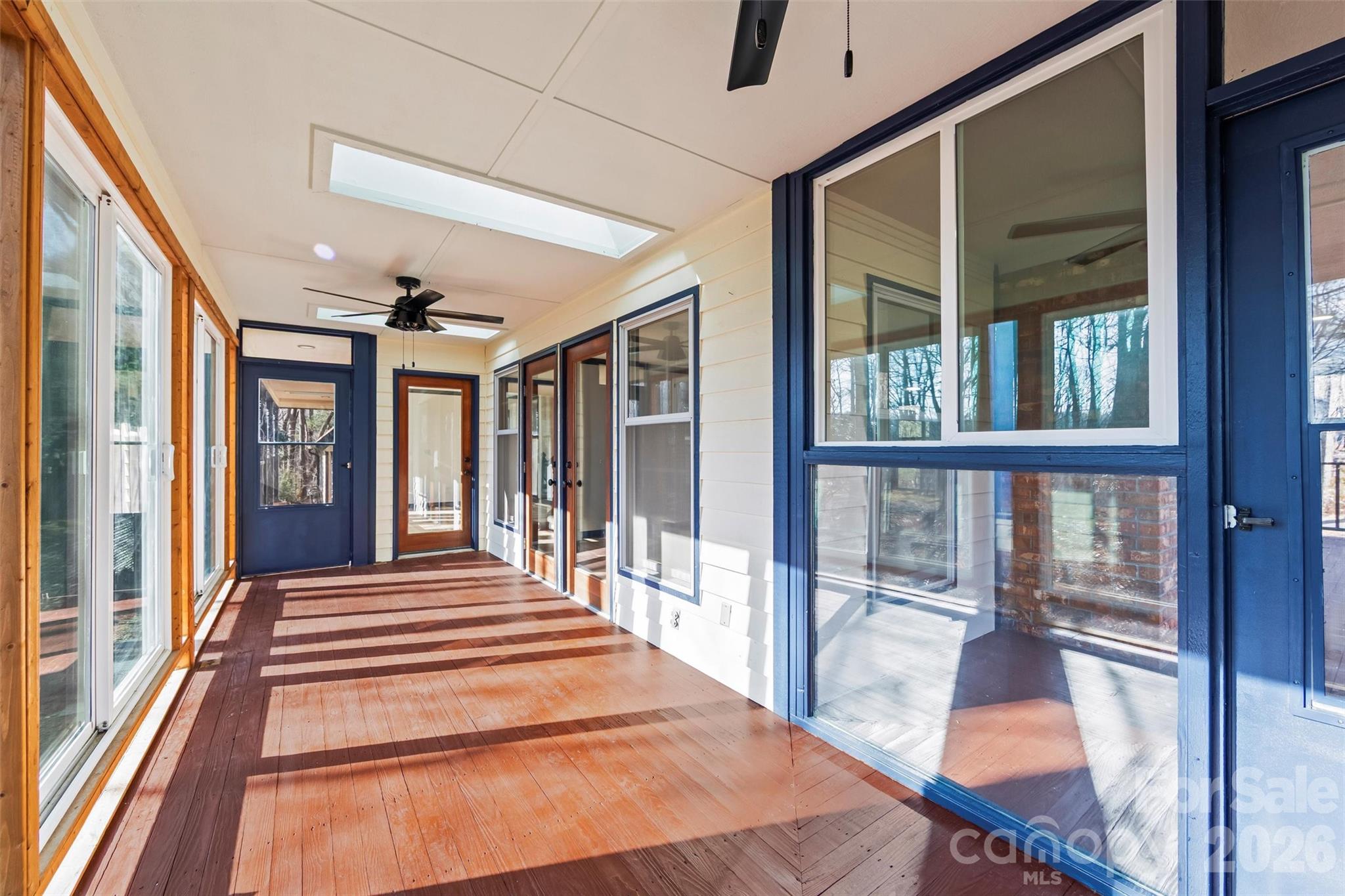 8 Indian Ridge Road — Asheville