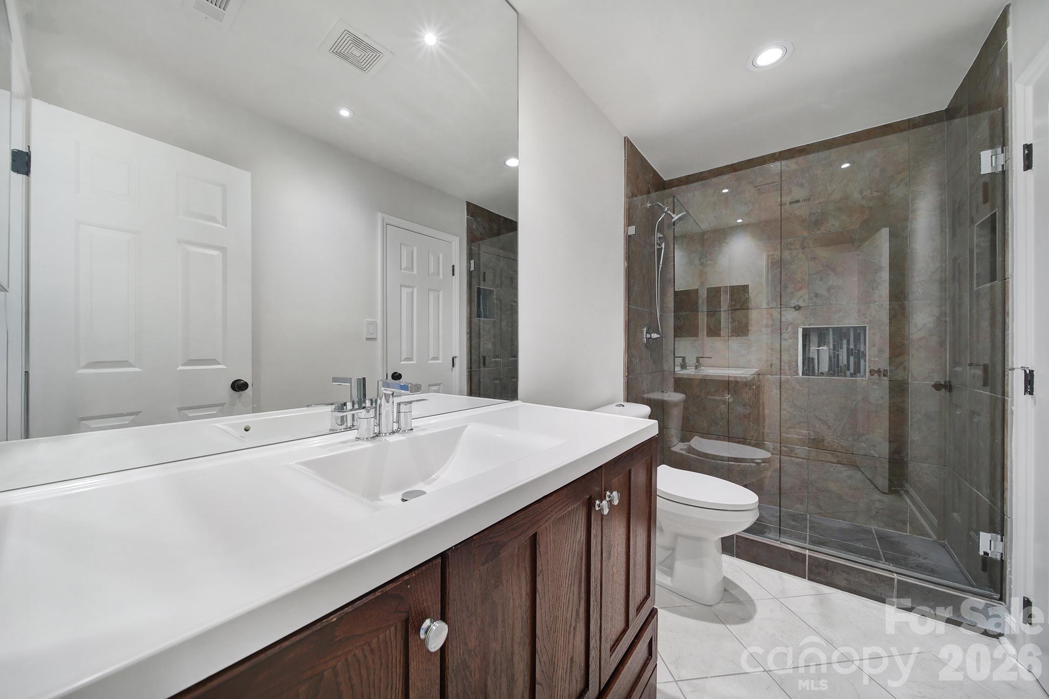 498 Glory Court — Fort Mill