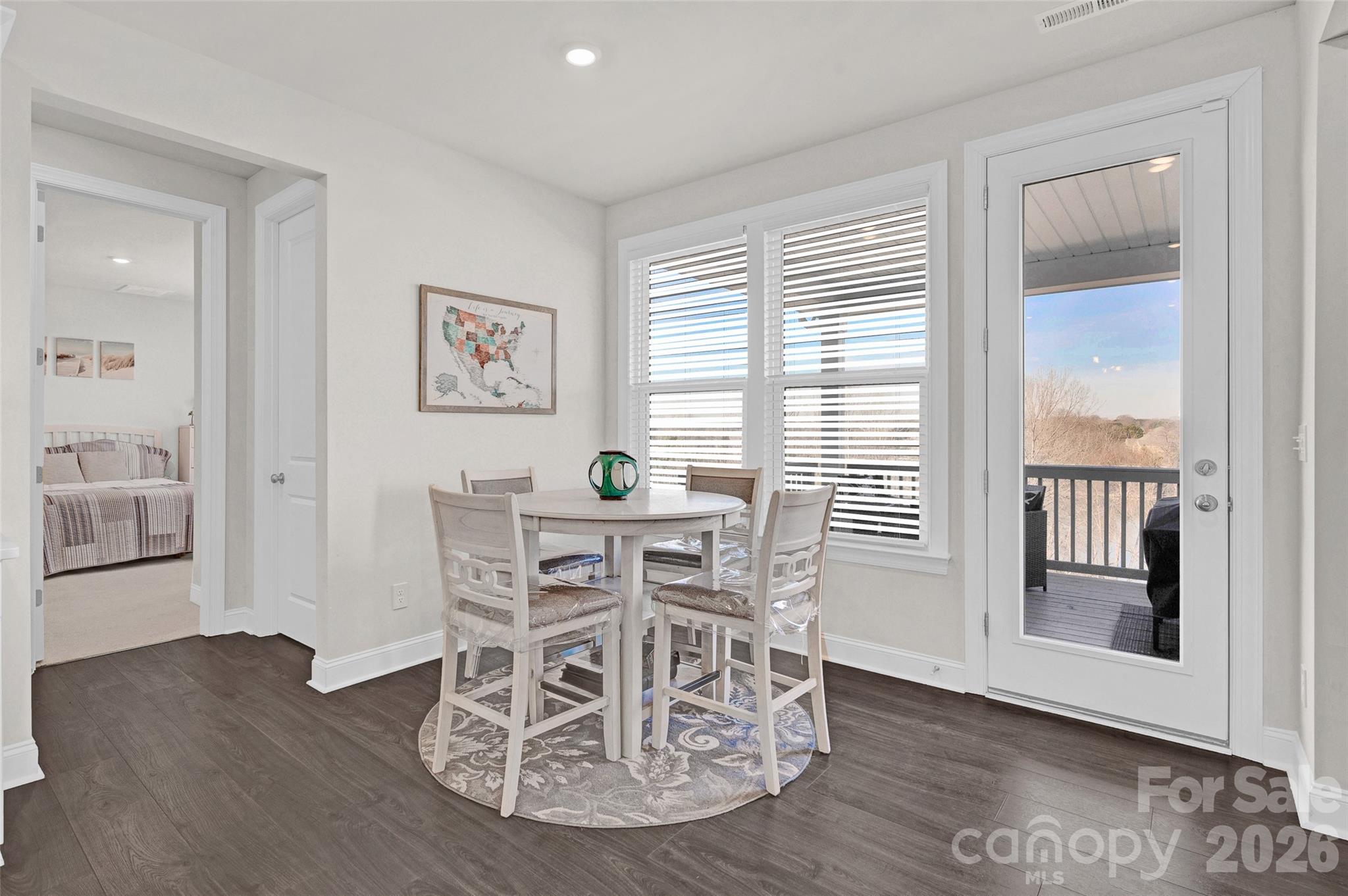 309 W Waterlynn Road — Mooresville