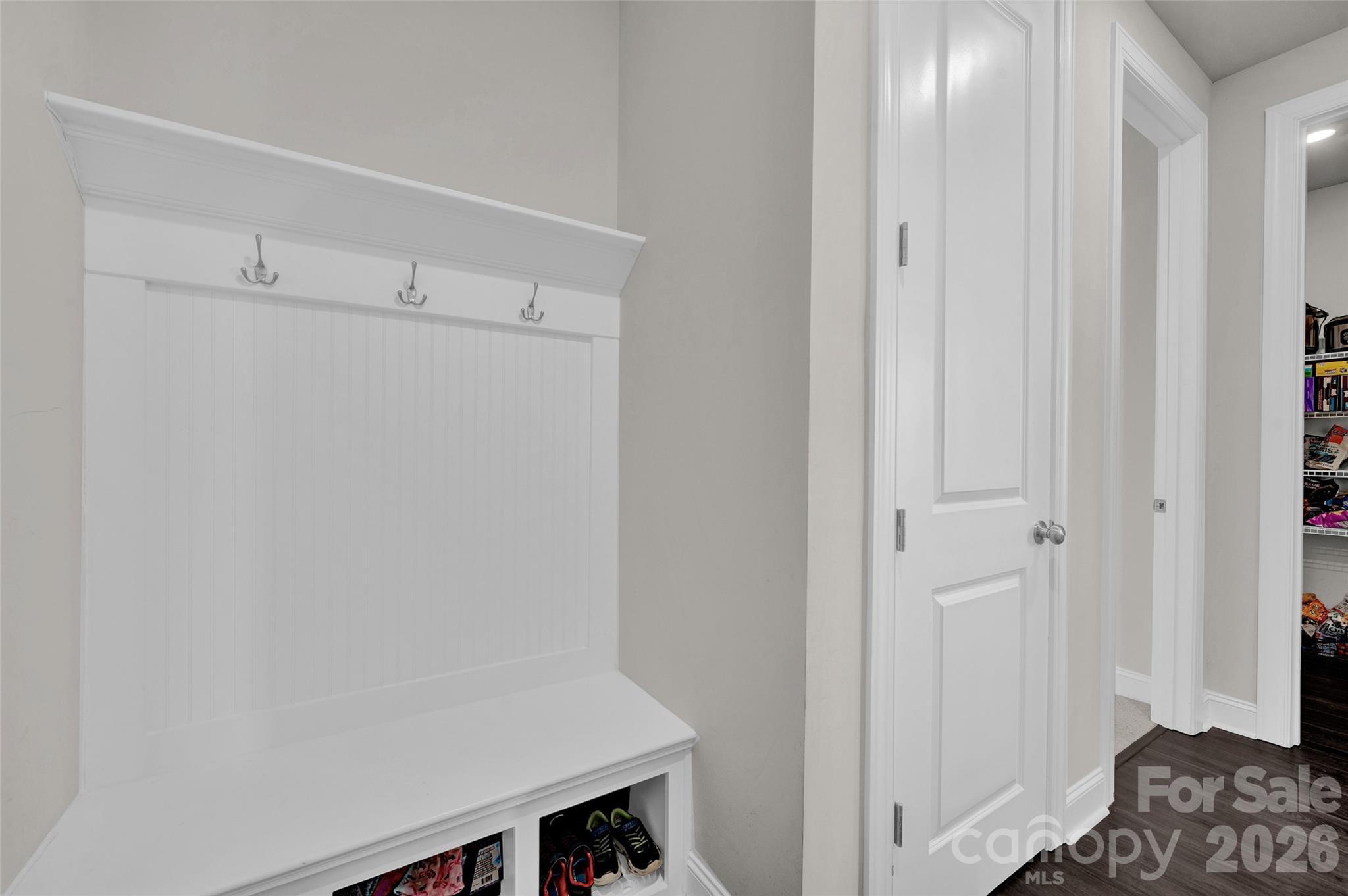 309 W Waterlynn Road — Mooresville