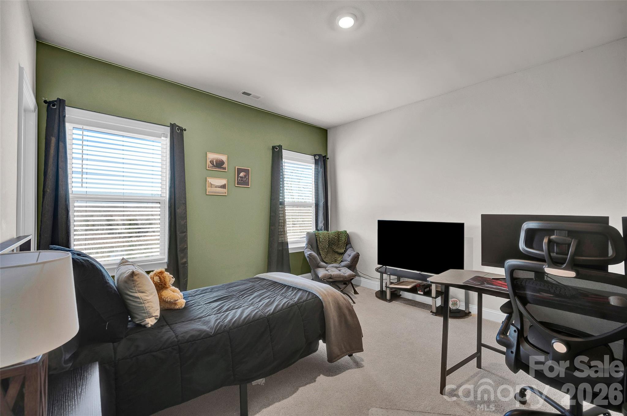 309 W Waterlynn Road — Mooresville
