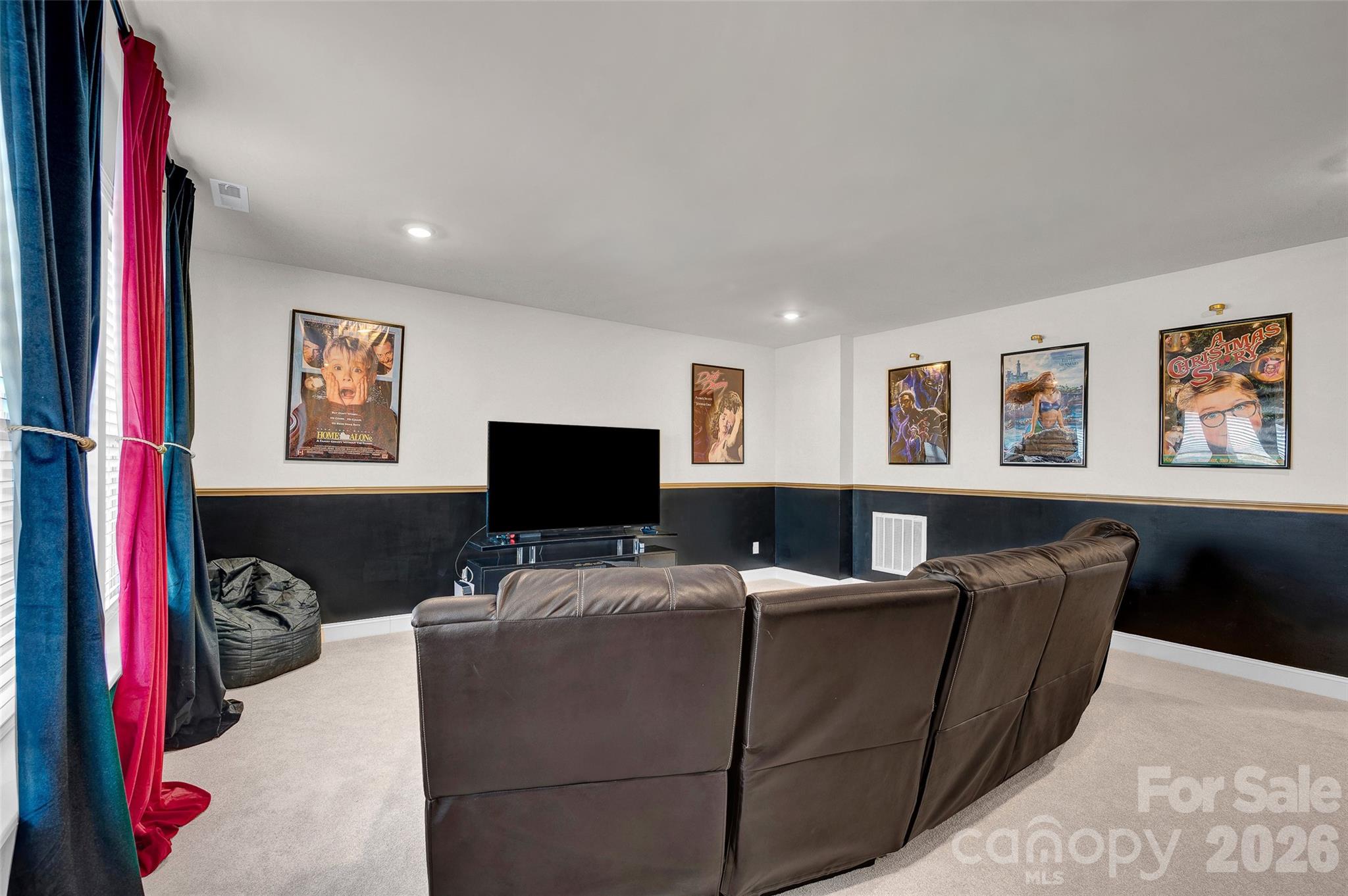 309 W Waterlynn Road — Mooresville